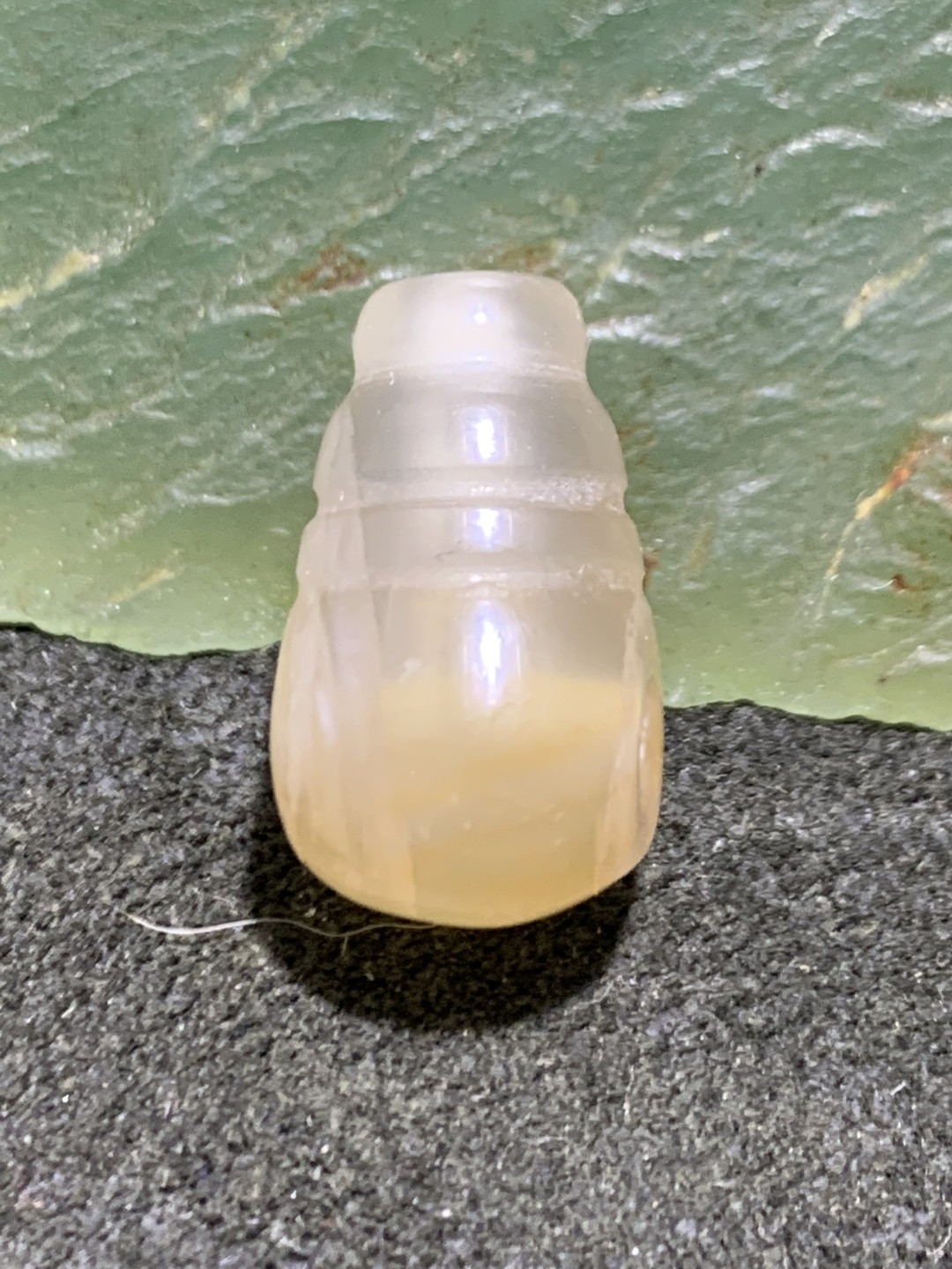 川料南红玛瑙荔枝冻通货一体佛头三通一个，