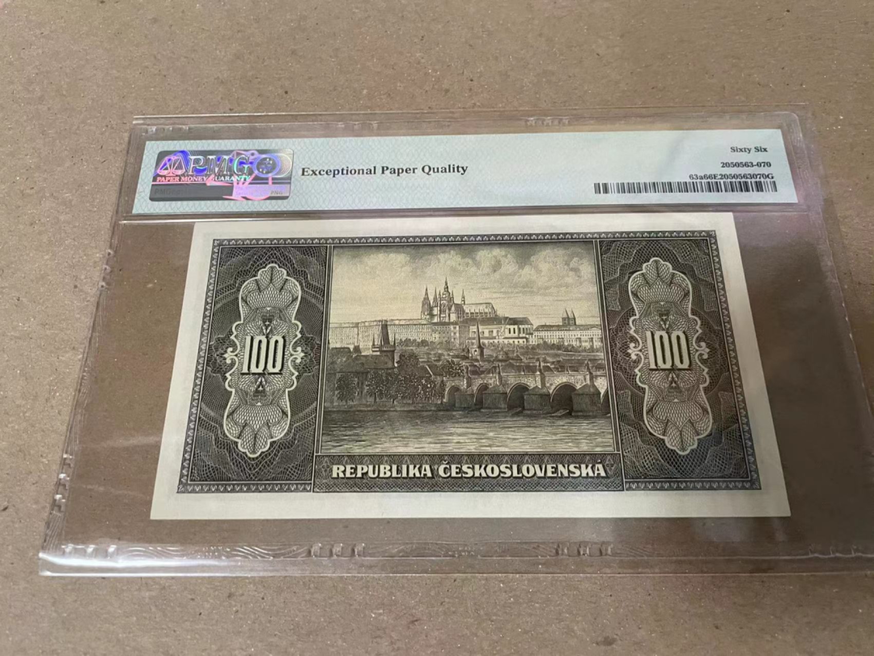 【Blue Auction】✨世界纸币精拍第206期【精】 【实钞】捷斯 1945年100克朗 PMG66EPQ 