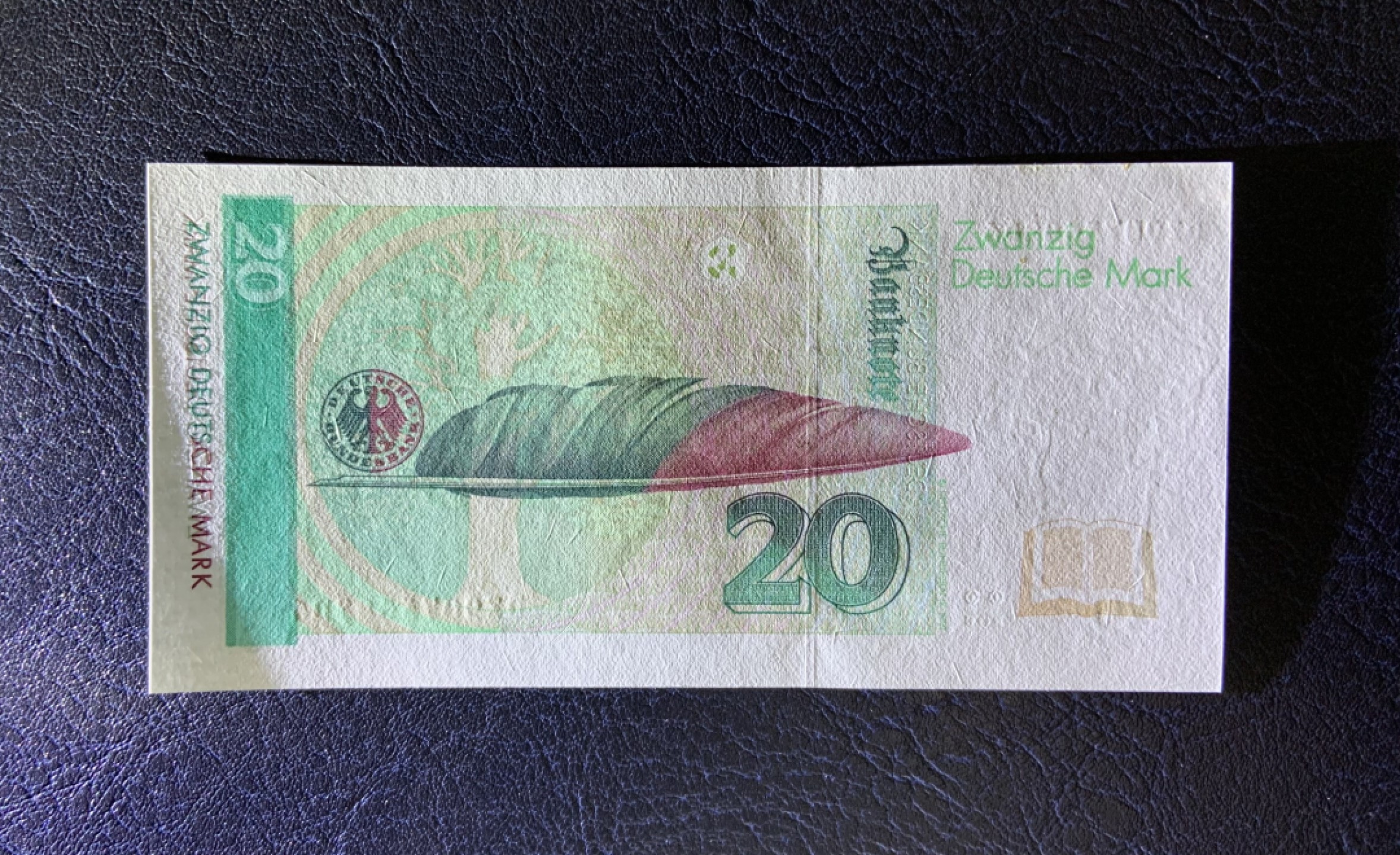 收藏联盟Quantum Auction 第179期拍卖 德国1993年20马克 全新UNC 左上角轻微瑕疵 细节如图