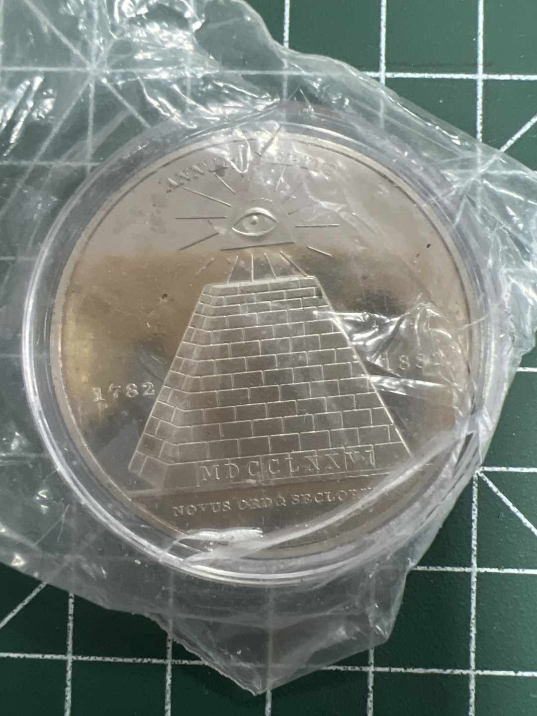 泡泡堂第三十四期  世界硬币纪念章专场（无押金，无佣金，捡漏，无押金，无佣金，捡漏，全场20包邮，偏远地区除外） 纪念章九