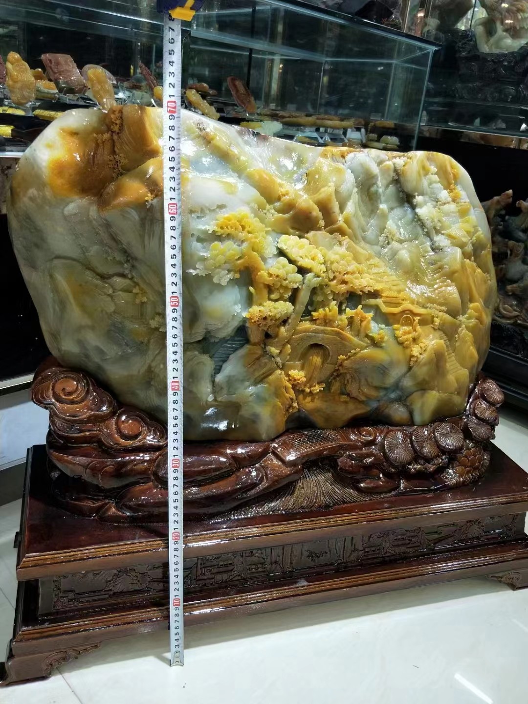 纯天然云南黄龙玉收藏级超大山水摆件《普天同庆》，眼缘聊