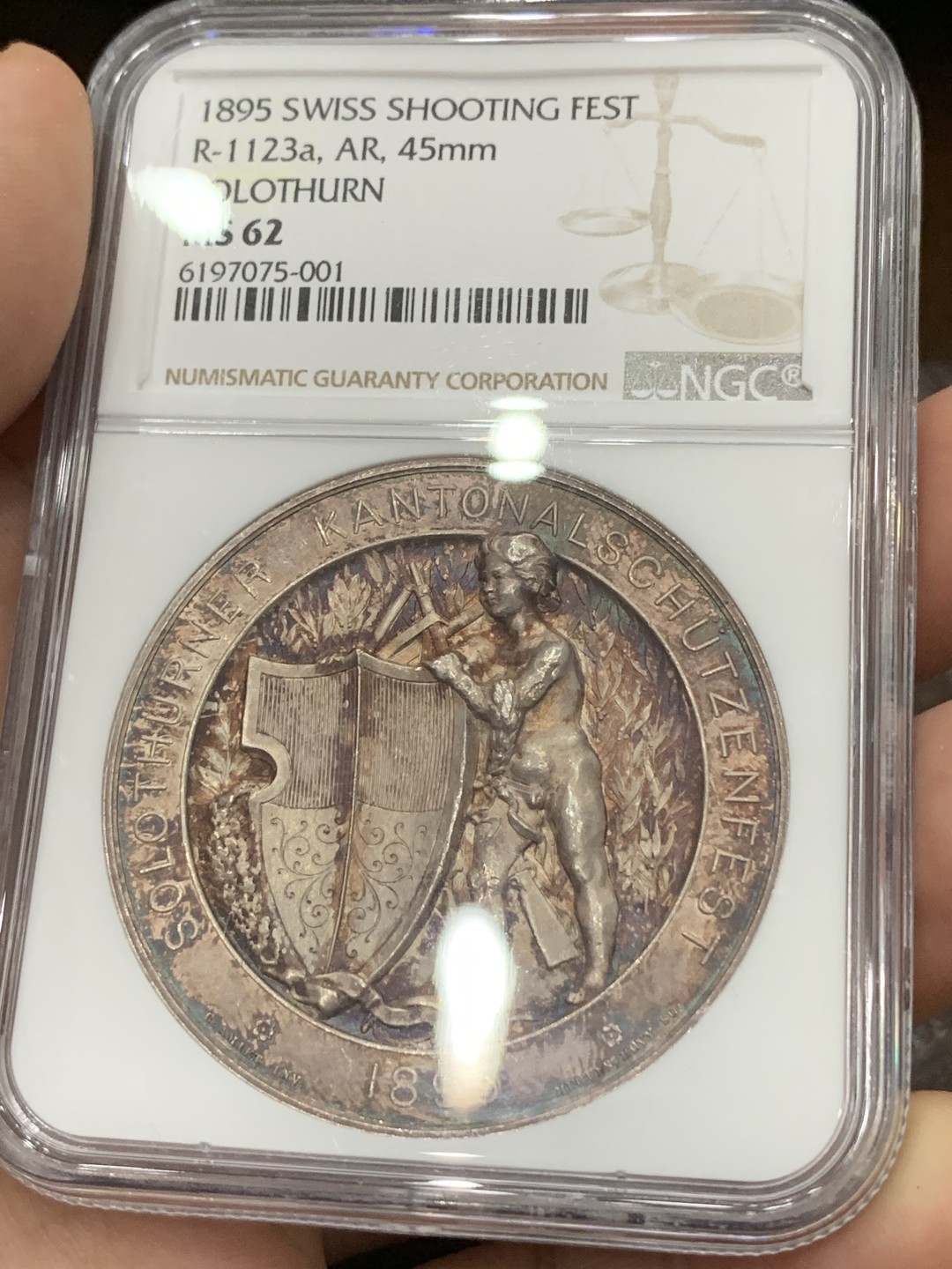 《竞宝斋》第77场-本周日，周一，周四3场拍卖（全场不限金额包邮） NGC-MS62 瑞士索洛图 1895年 射击节 45MM直径大银章 双面粉色包浆 高浮雕 设计精美 季军分