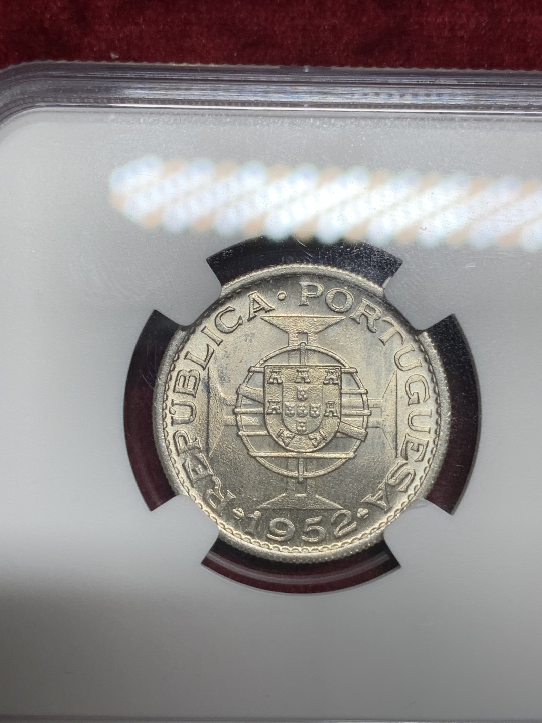 《竞宝斋》第77场-本周日，周一，周四3场拍卖（全场不限金额包邮） NGC MS64 葡属安哥拉1952年10埃斯库多银币