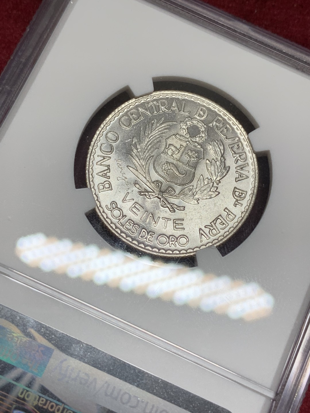 《竞宝斋》第77场-本周日，周一，周四3场拍卖（全场不限金额包邮） NGC MS66 1966年秘鲁建国百年纪念币 只发行了4001枚，冠军分