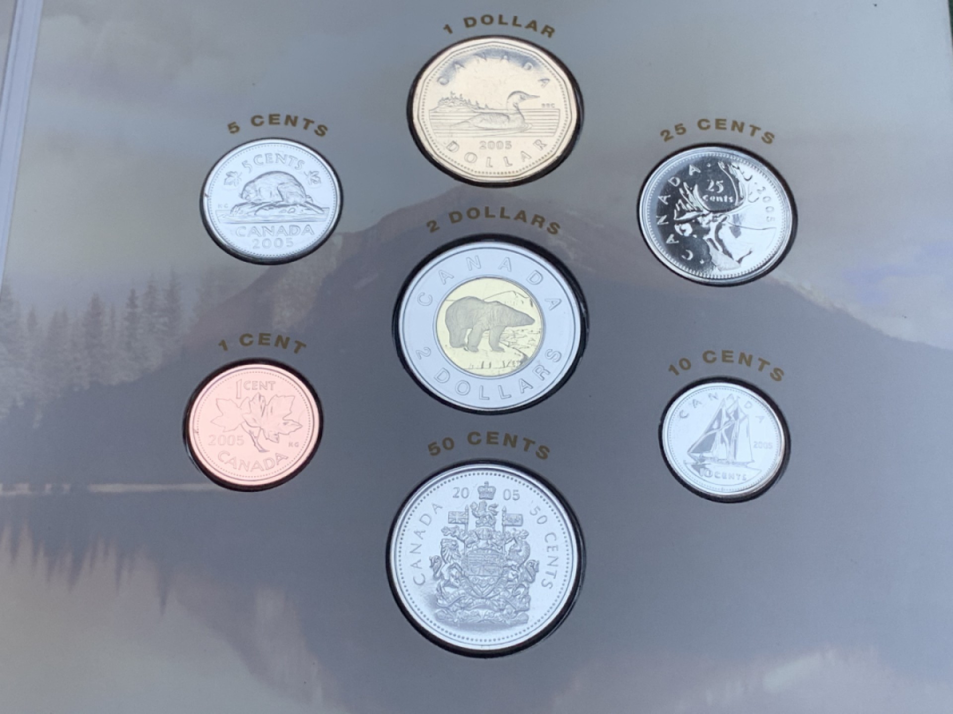 《竞宝斋》第77场-本周日，周一，周四3场拍卖（全场不限金额包邮） 2套 卡装 加拿大 2005年 七枚装套币 最大面值2元 完美状态