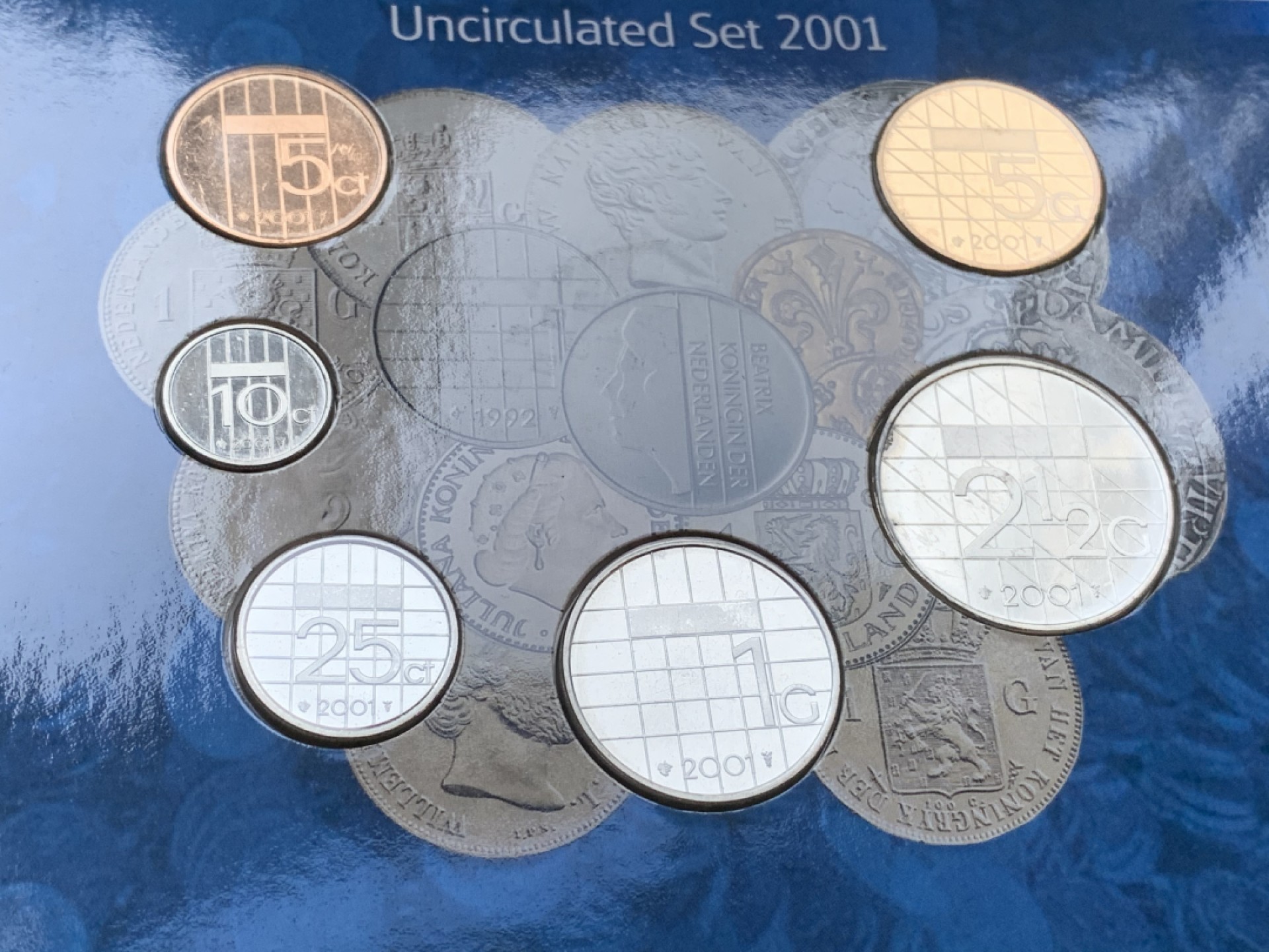 《竞宝斋》第77场-本周日，周一，周四3场拍卖（全场不限金额包邮） 卡装 荷兰 2001年 欧元前的最后荷兰盾套币 六枚套 套币