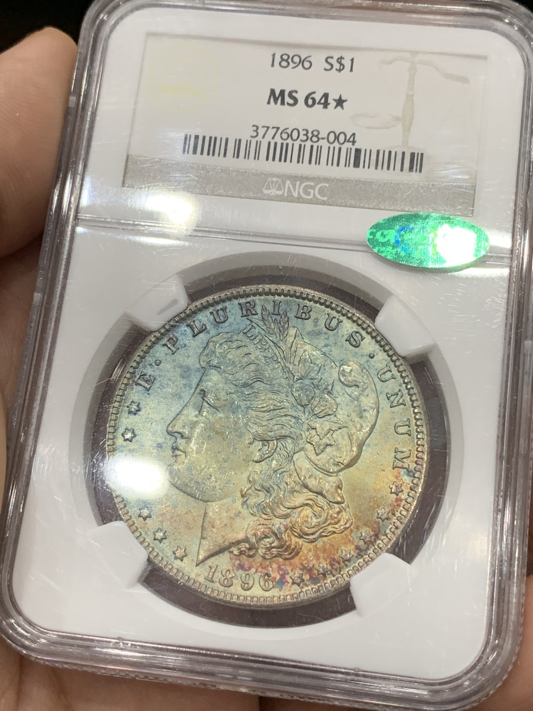 《竞宝斋》第77场-本周日，周一，周四3场拍卖（全场不限金额包邮） NGC-MS64 美国 1896年 1美元摩根银币 正面清新绿包浆，罕见的星号和CAC双认证