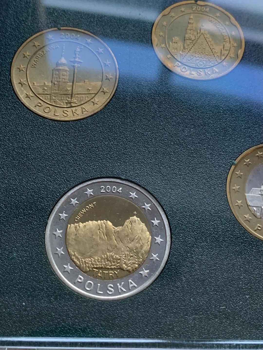 《竞宝斋》第77场-本周日，周一，周四3场拍卖（全场不限金额包邮） 卡装 波兰2004年 八枚套1分到2欧元 ESSAI厂试铸欧元套币