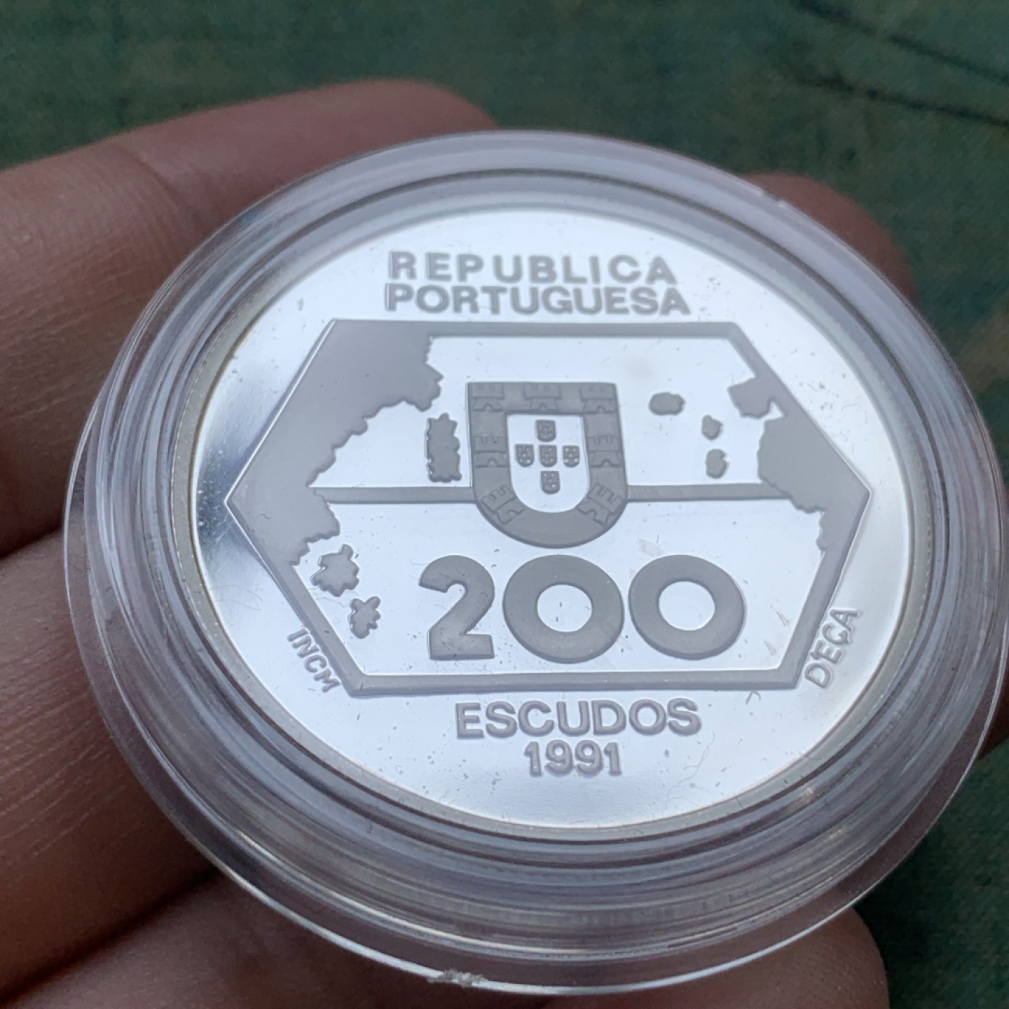 《竞宝斋》第77场-本周日，周一，周四3场拍卖（全场不限金额包邮） 原盒证书 葡萄牙1992年 发现新大陆帆船系列 200埃斯库多 精制大银币 单枚26.5克