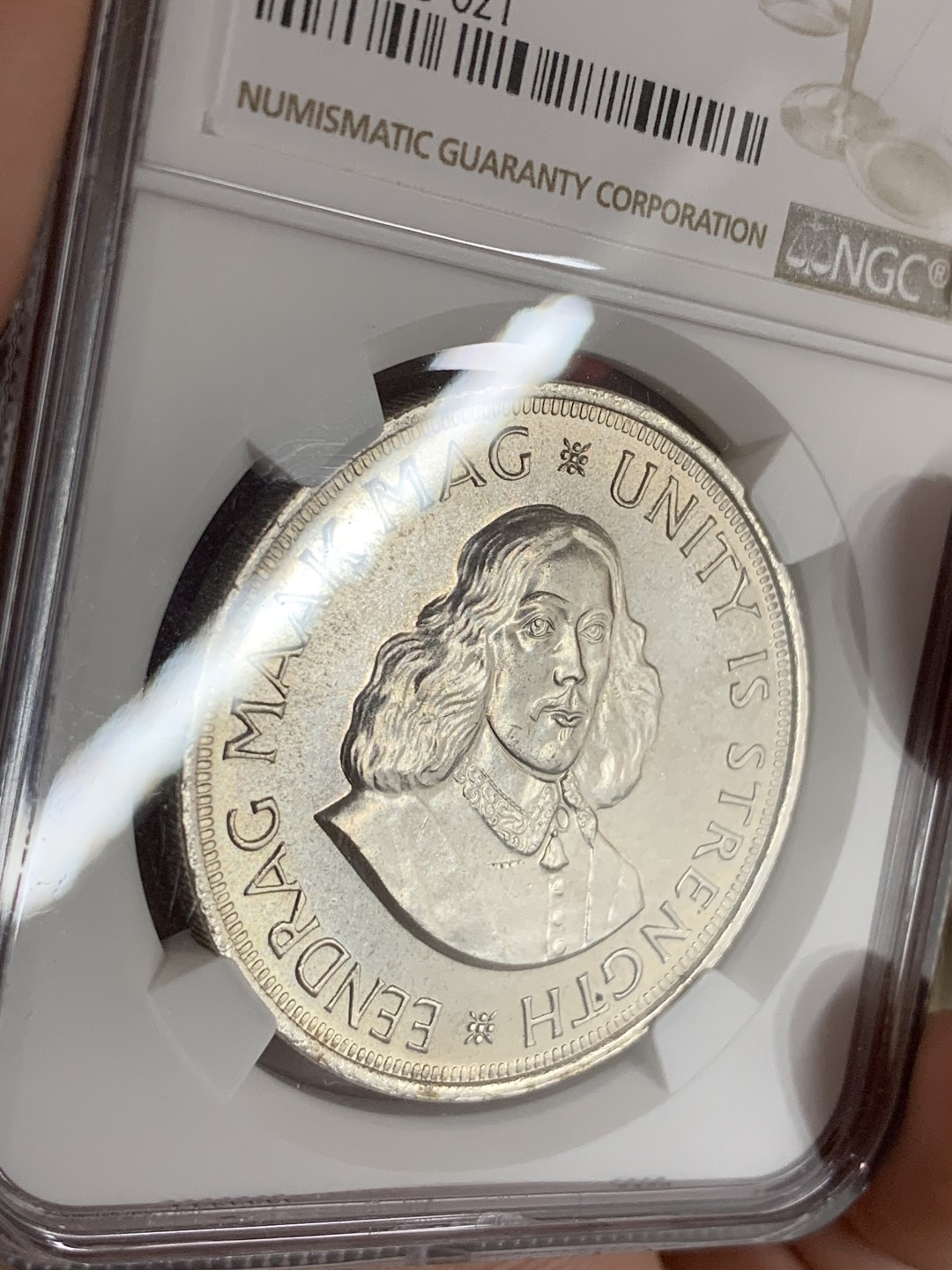 《竞宝斋》第77场-本周日，周一，周四3场拍卖（全场不限金额包邮） NGC MS64 南非1964年奔跑的跳羚50分大银币