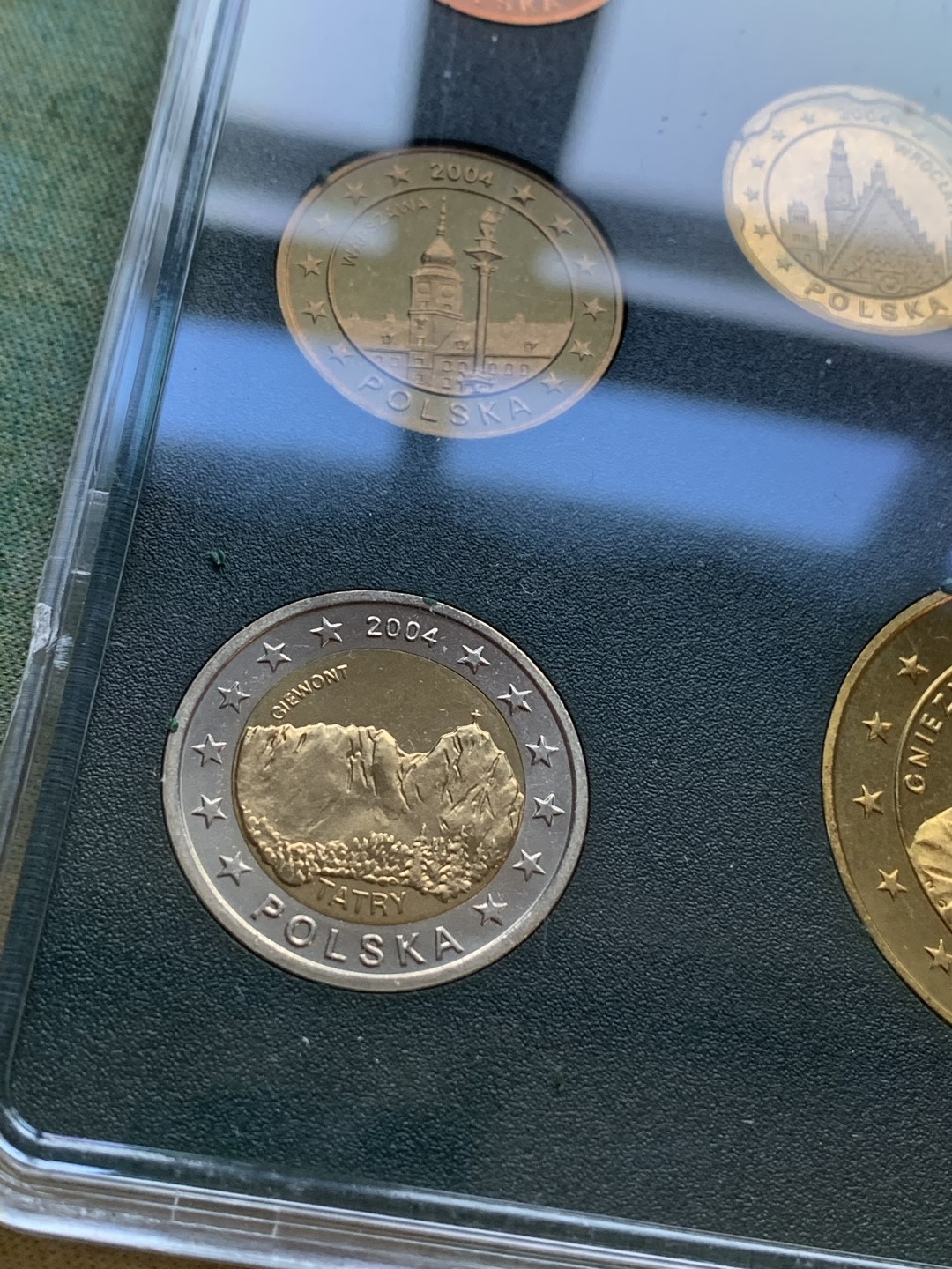 《竞宝斋》第77场-本周日，周一，周四3场拍卖（全场不限金额包邮） 卡装 波兰2004年 九枚套1分到5欧元 ESSAI厂试铸欧元套币