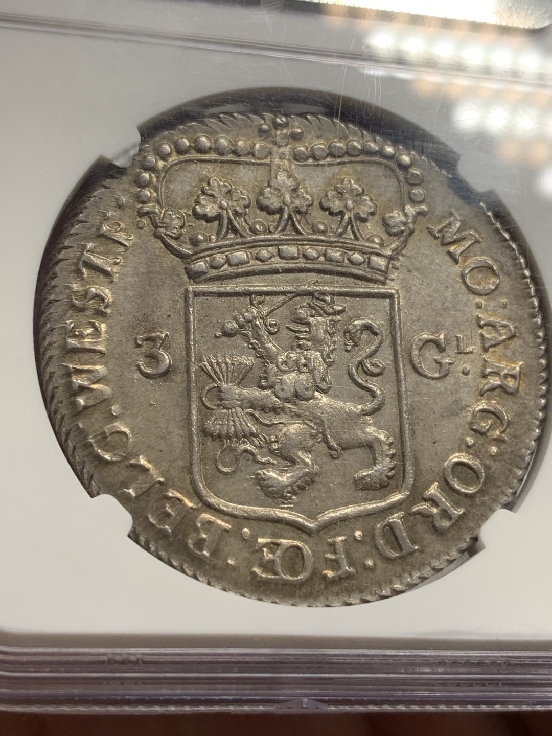 《竞宝斋》第77场-本周日，周一，周四3场拍卖（全场不限金额包邮） NGC-MS63 荷兰 1794年 站人3盾大银币 高分深打 脸部非常的清晰 包浆也很不错