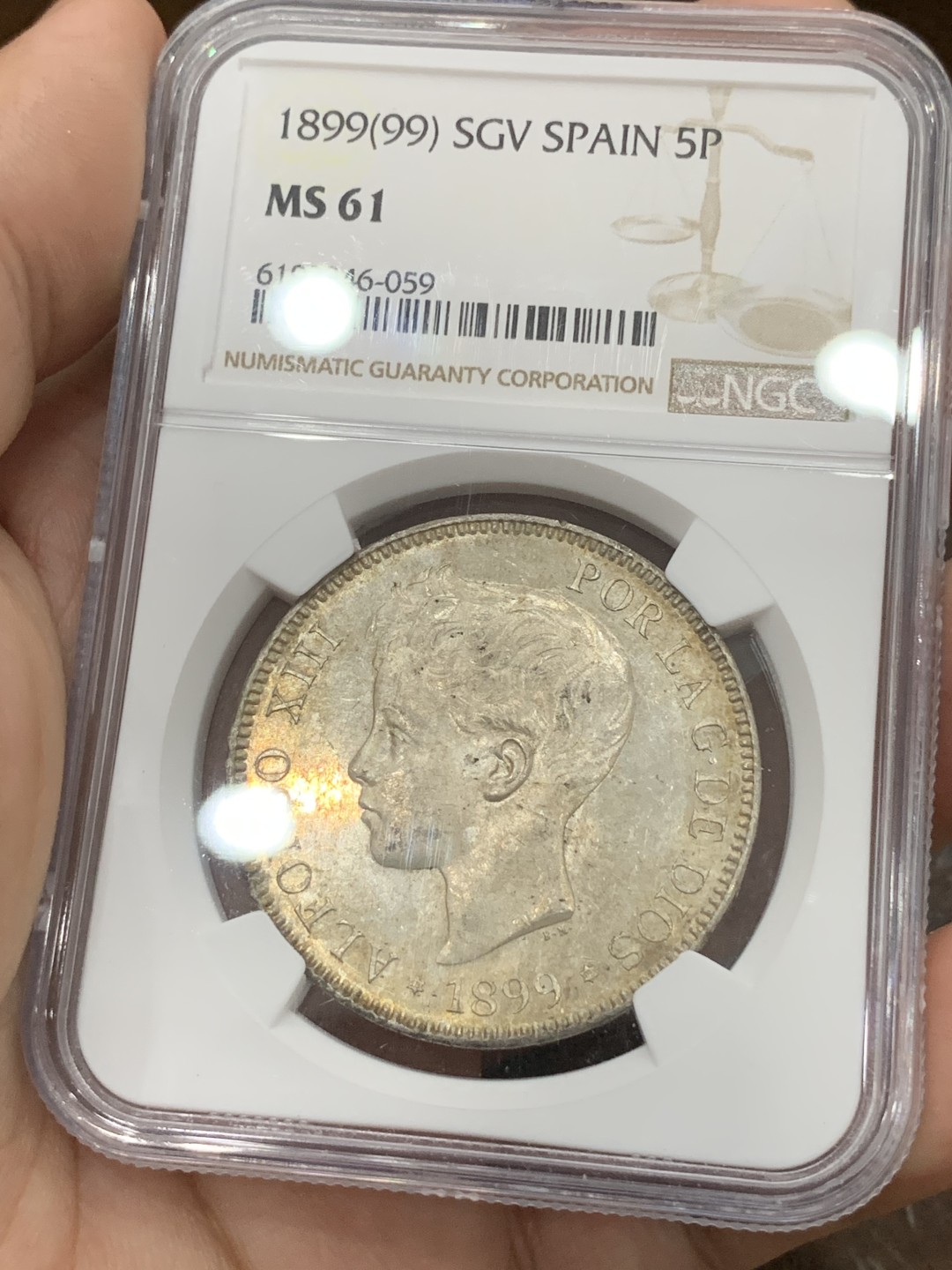 《竞宝斋》第77场-本周日，周一，周四3场拍卖（全场不限金额包邮） NGC MS61 西班牙 1899年 阿方索十三世 5比塞塔 银币淡彩包浆 细节很好