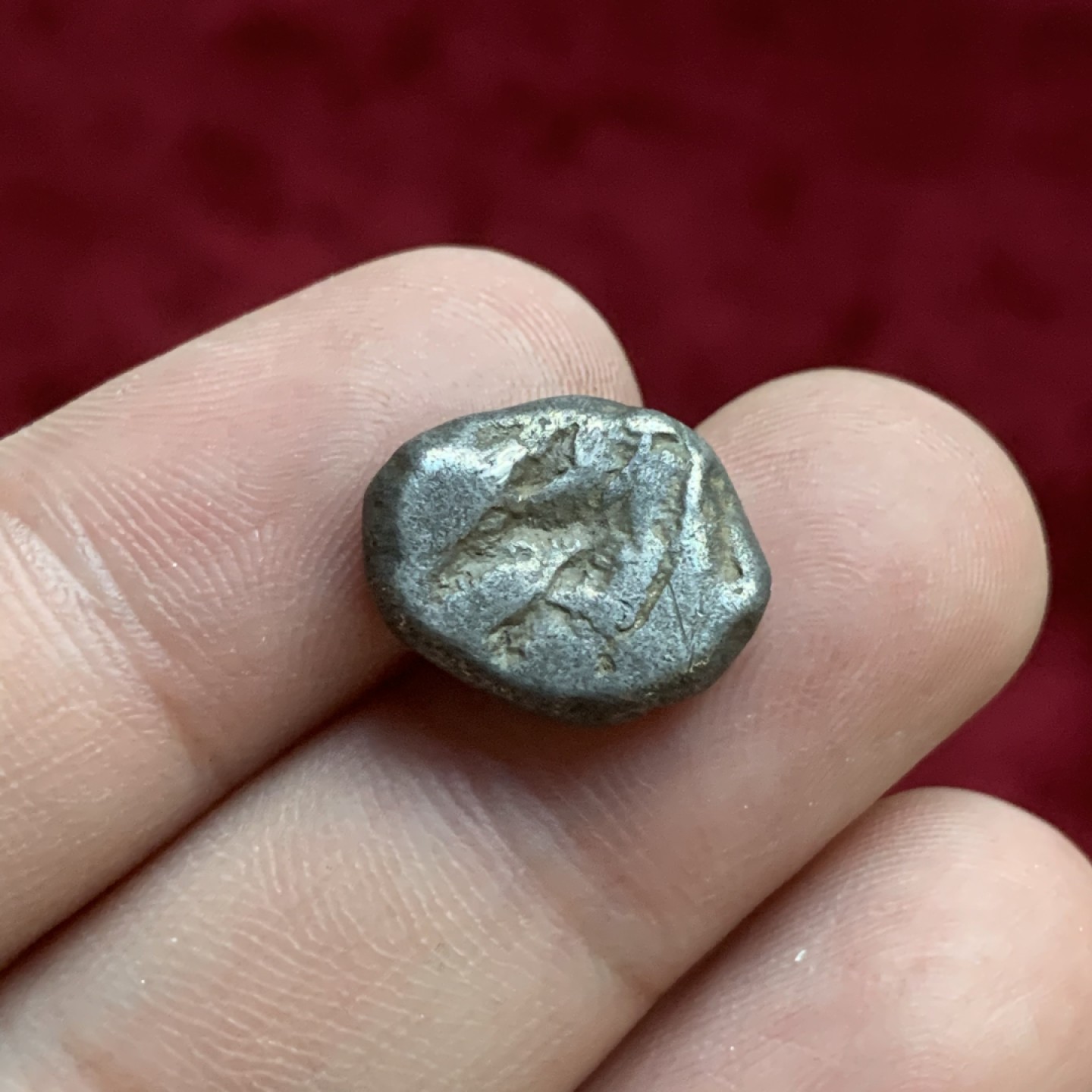 《竞宝斋》第77场-本周日，周一，周四3场拍卖（全场不限金额包邮） 公元前553-前330年 古波斯阿契美尼德王朝1西格罗斯银币 5.31克 这种银币当时被作为波斯海军的军饷