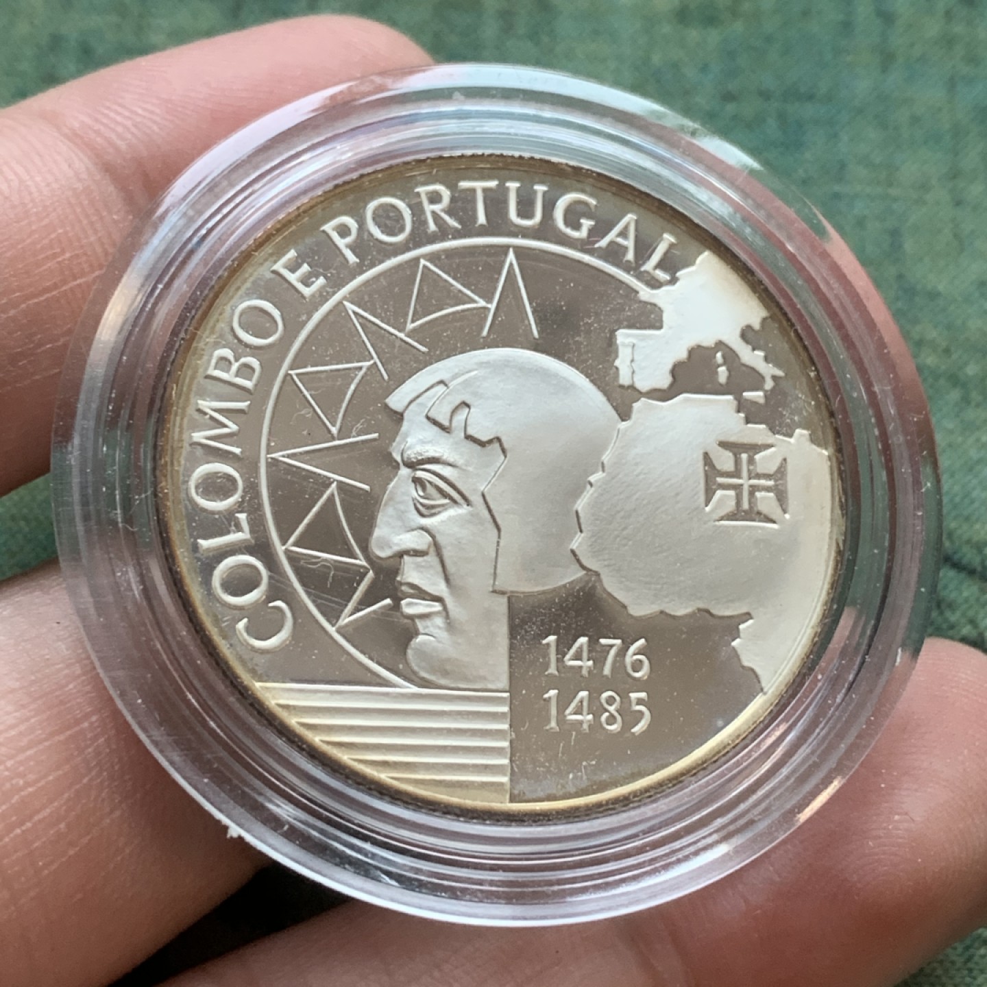 《竞宝斋》第77场-本周日，周一，周四3场拍卖（全场不限金额包邮） 原盒证书 葡萄牙1992年 发现新大陆帆船系列 200埃斯库多 精制大银币 单枚26.5克