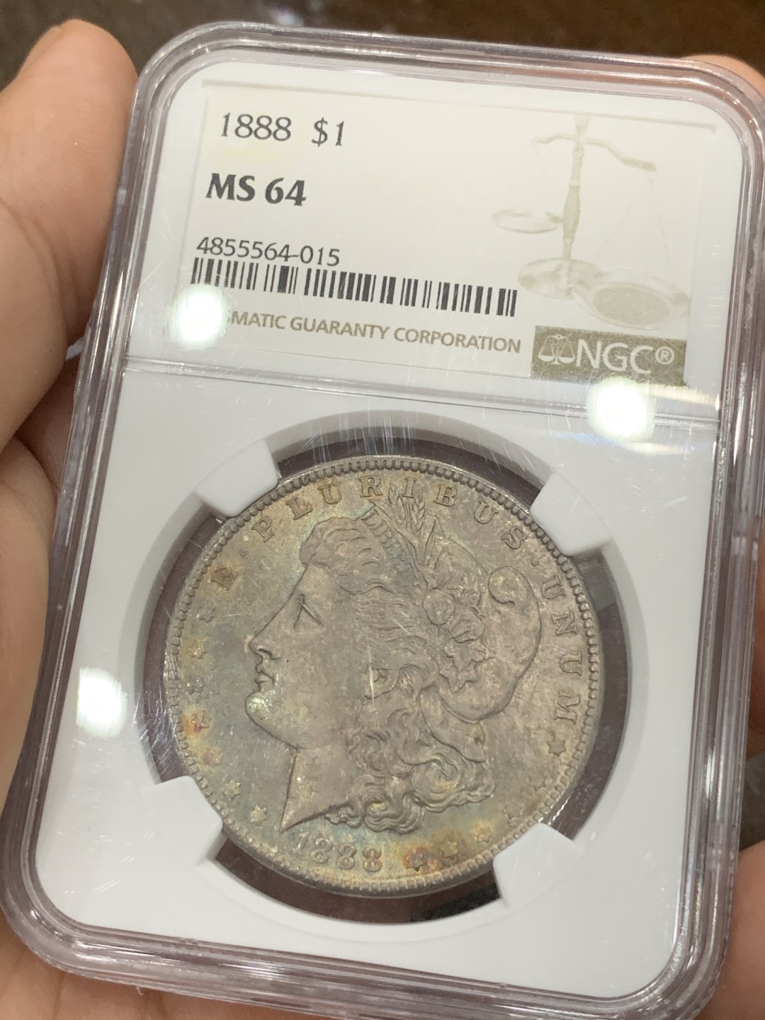 《竞宝斋》第77场-本周日，周一，周四3场拍卖（全场不限金额包邮） NGC-MS64 美国 1888年 摩根 银币 深五彩 包浆 1888的年份也非常好