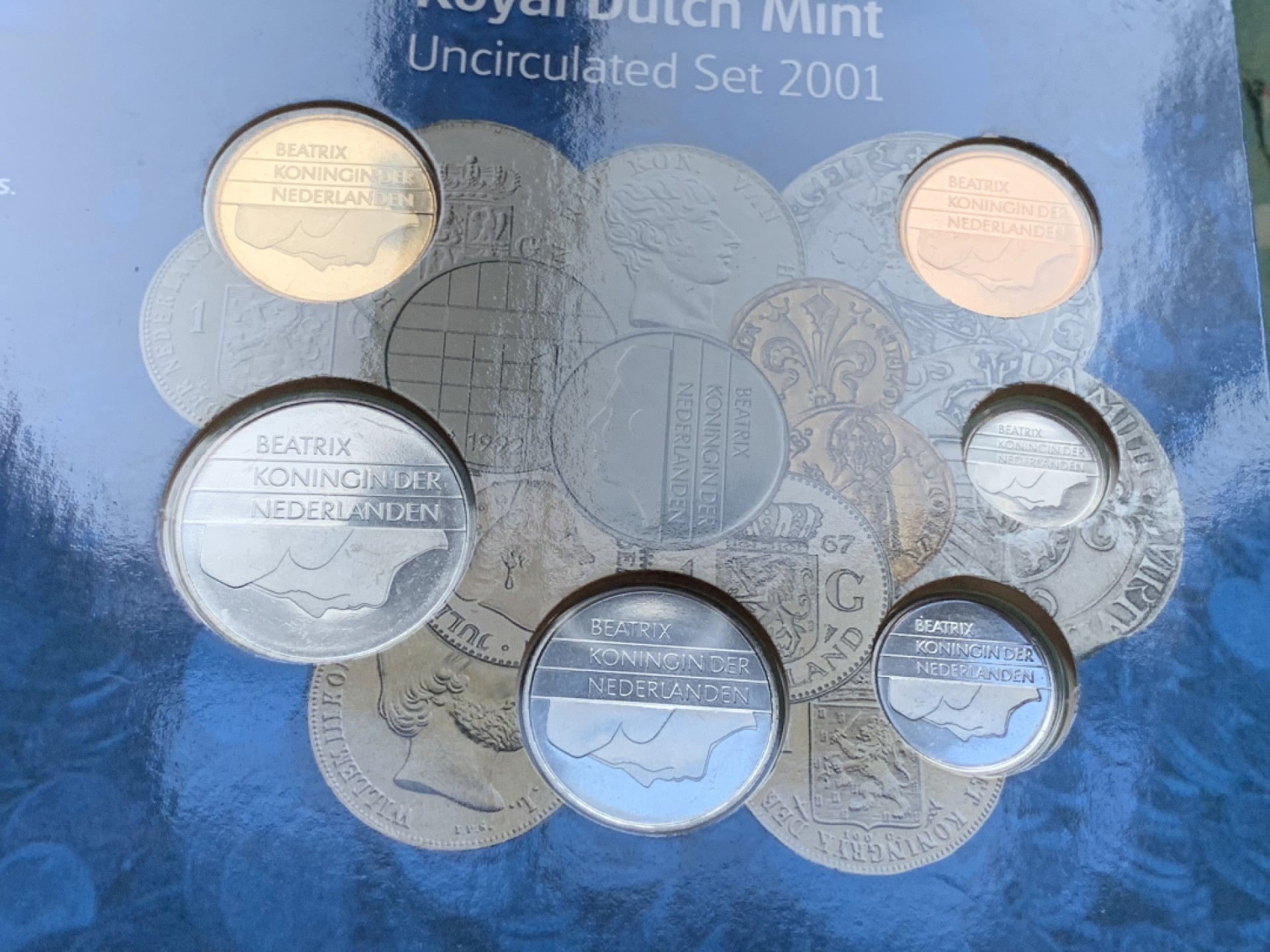 《竞宝斋》第77场-本周日，周一，周四3场拍卖（全场不限金额包邮） 卡装 荷兰 2001年 欧元前的最后荷兰盾套币 六枚套 套币