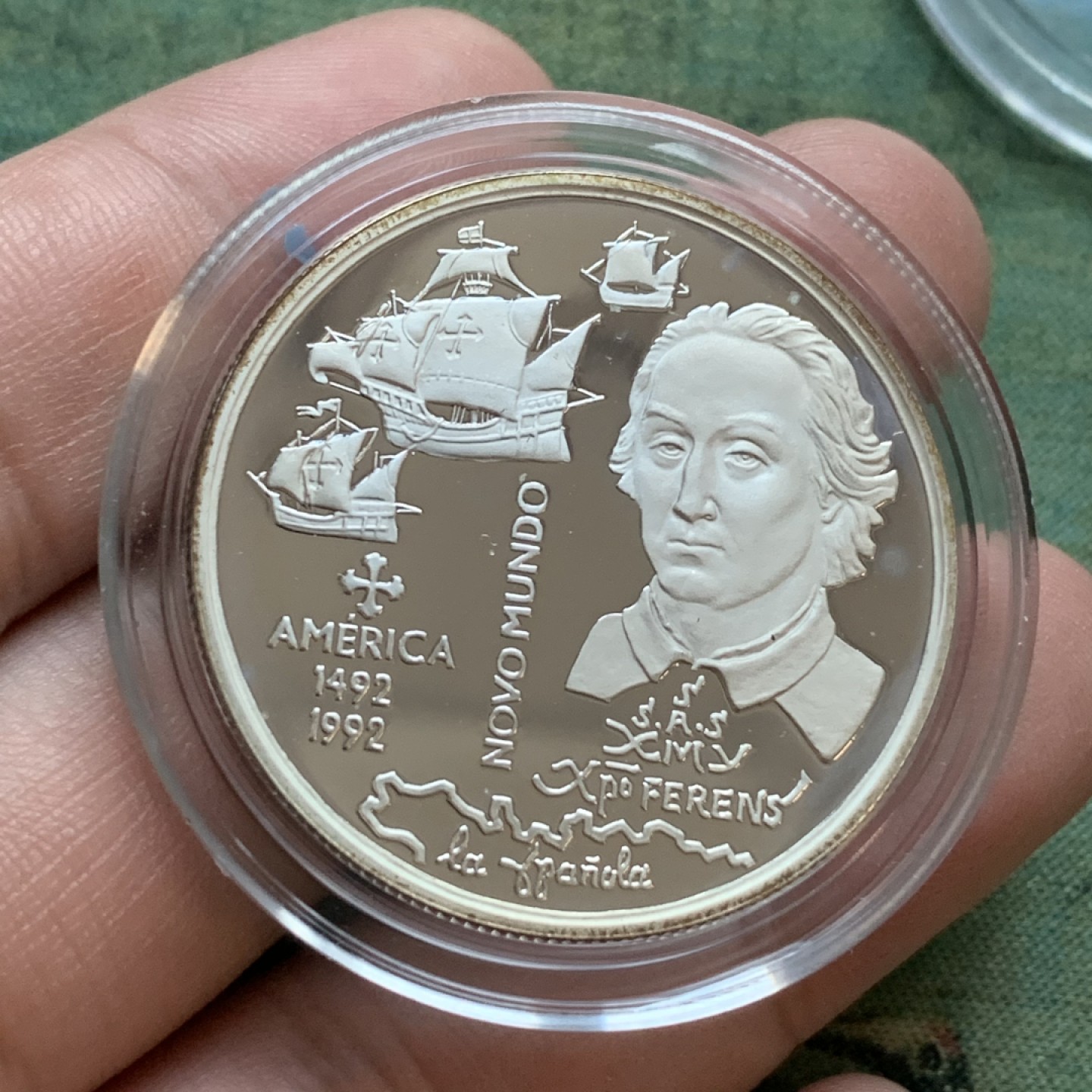 《竞宝斋》第77场-本周日，周一，周四3场拍卖（全场不限金额包邮） 原盒证书 葡萄牙1992年 发现新大陆帆船系列 200埃斯库多 精制大银币 单枚26.5克