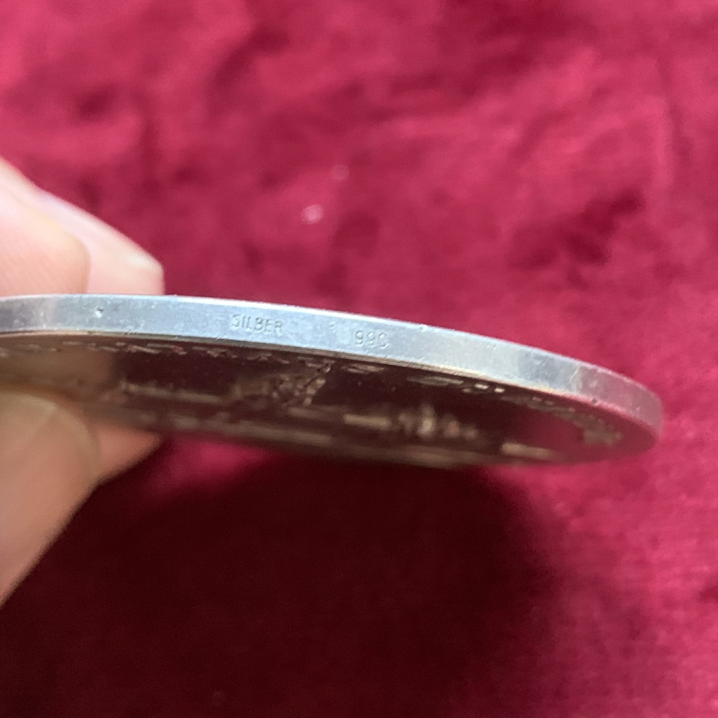 《竞宝斋》第77场-本周日，周一，周四3场拍卖（全场不限金额包邮） 德国 1908年 汉堡市政厅景观 国际展览 纪念大银章 50MM 49克 边铭990含银 大规格