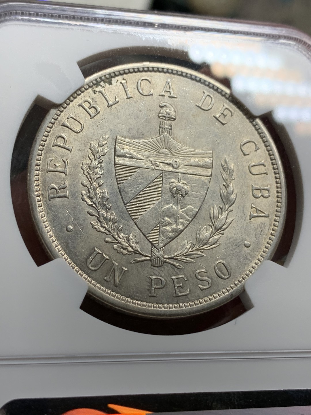 《竞宝斋》第77场-本周日，周一，周四3场拍卖（全场不限金额包邮） NGC-MS61 古巴 1932年 大五星一比索 银币 原光好品 暴涨品种