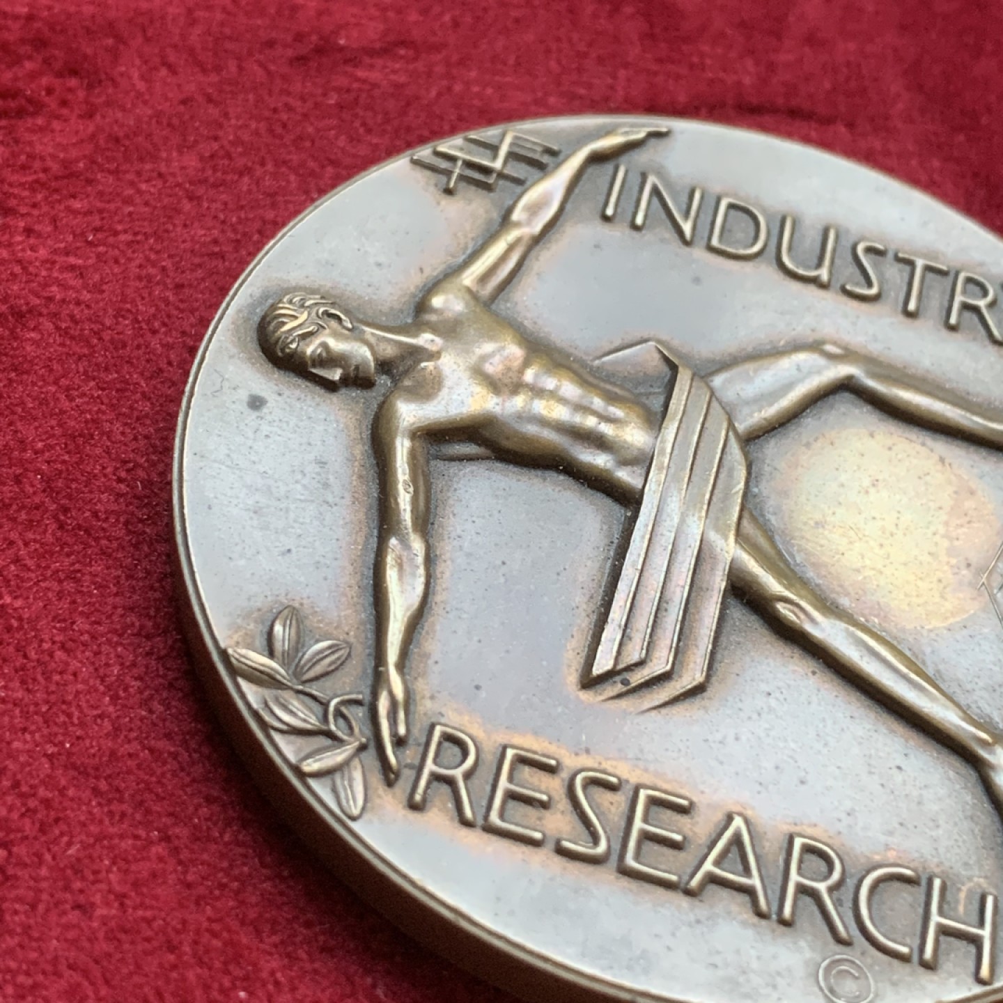 《竞宝斋》第77场-本周日，周一，周四3场拍卖（全场不限金额包邮） 1933年美国芝加哥世博会铜章，直径56mm，重量82g。