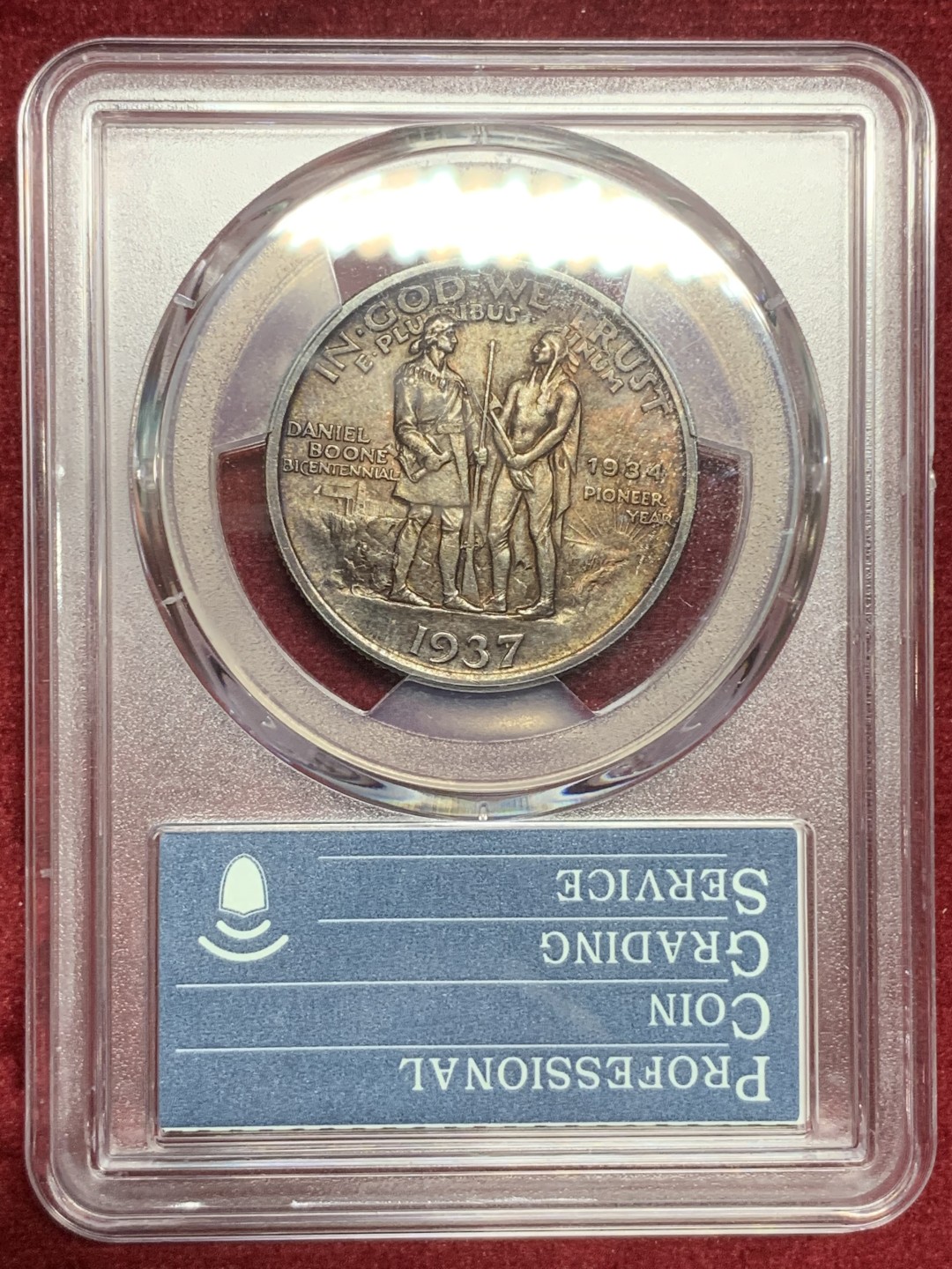 《竞宝斋》第77场-本周日，周一，周四3场拍卖（全场不限金额包邮） PCGS-MS66 美国 1937年 布恩 半美元纪念银币 高分+双面深红色包浆+35周年纪念标 一步到位