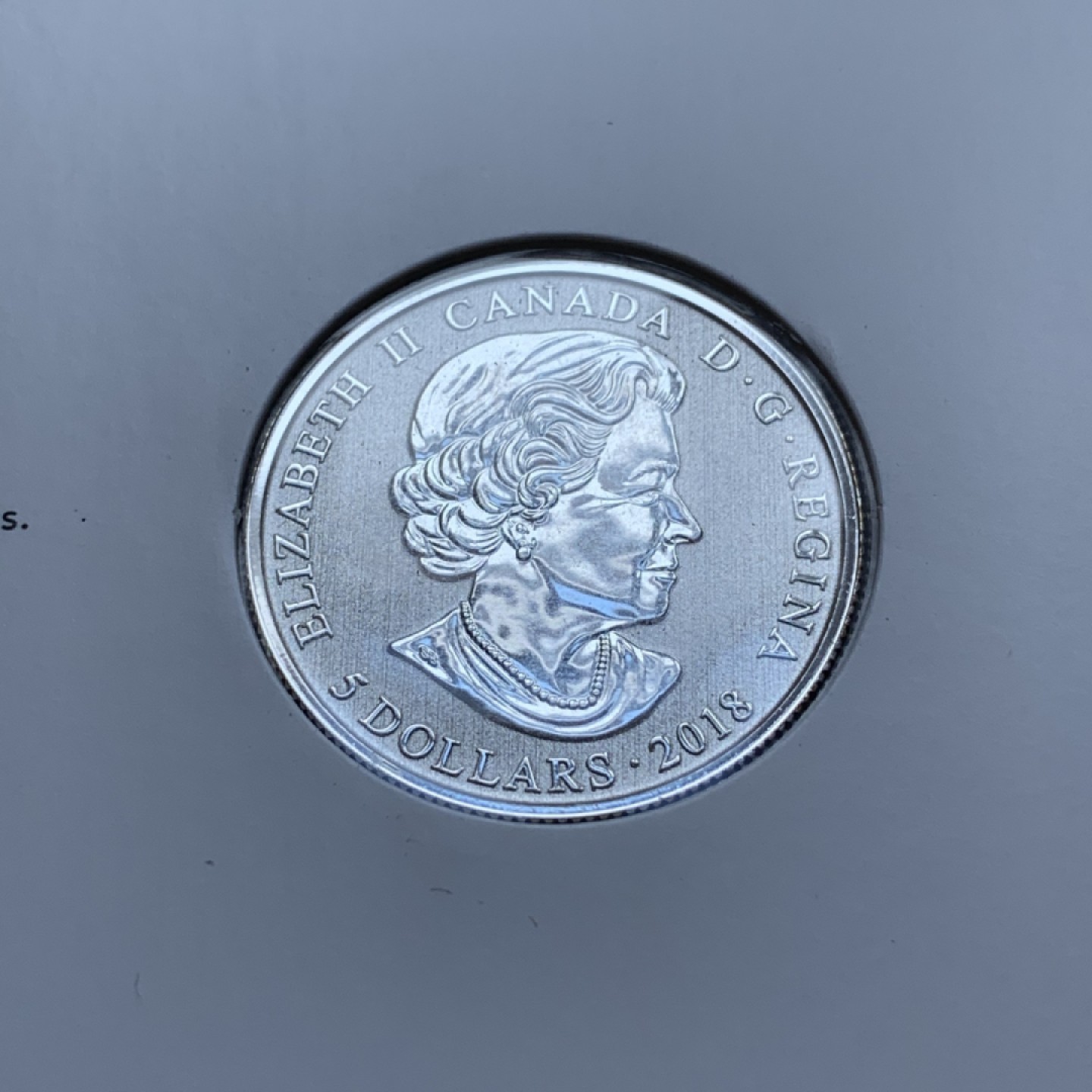 《竞宝斋》第77场-本周日，周一，周四3场拍卖（全场不限金额包邮） 礼品装 加拿大2018年 5元 大红枫叶彩色银币 8克 纯银