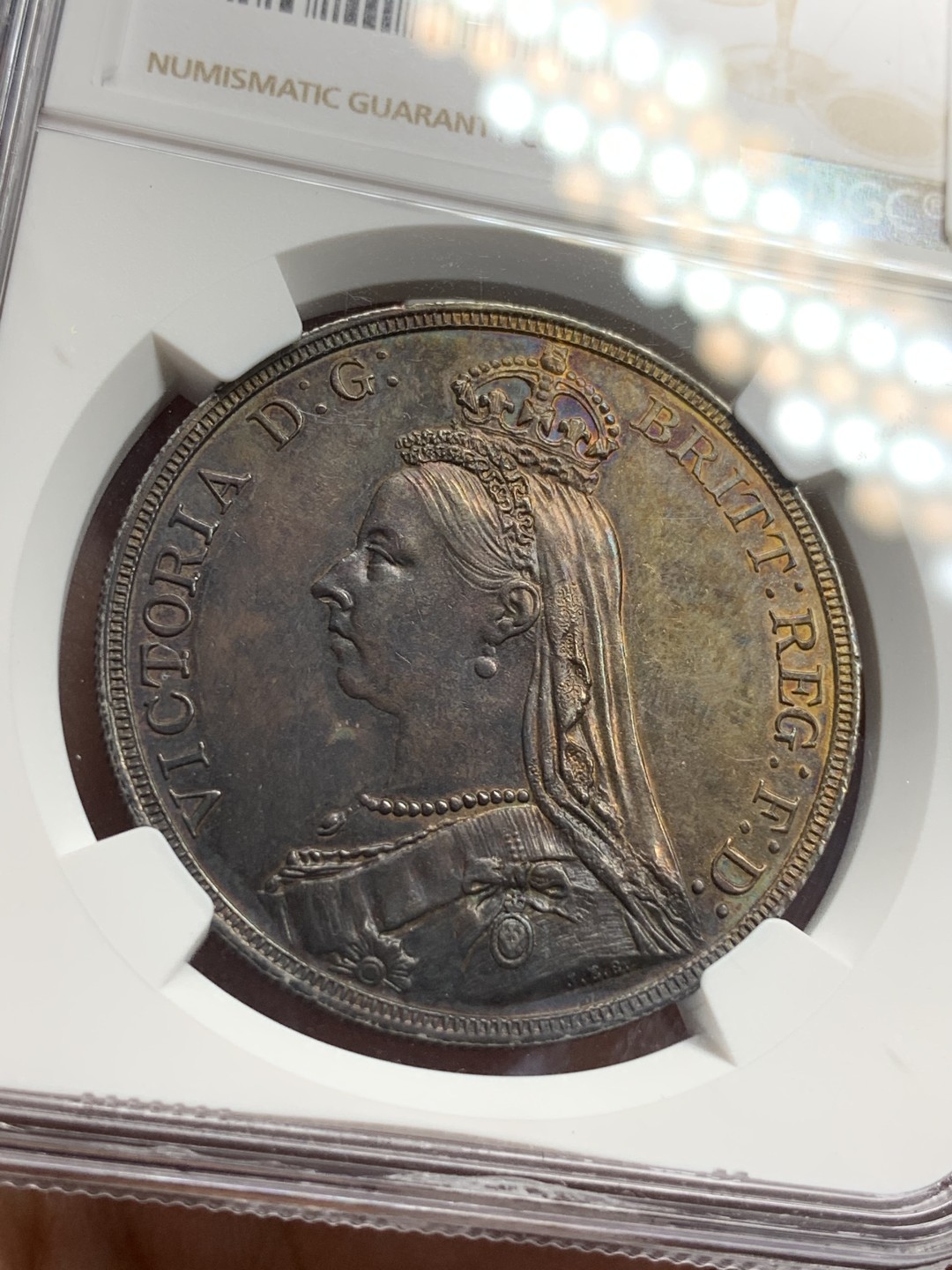 《竞宝斋》第77场-本周日，周一，周四3场拍卖（全场不限金额包邮） NGC-UNCD 英国 1889年 维多利亚女王高冠马剑