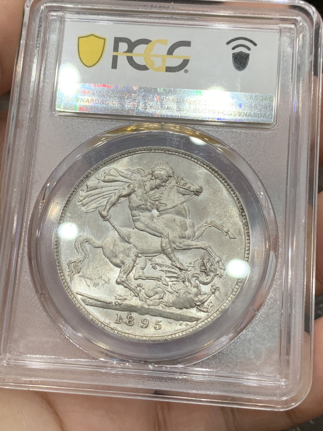 《竞宝斋》第77场-本周日，周一，周四3场拍卖（全场不限金额包邮） PCGS MS62 原光英国1895年维多利亚披纱版马剑一克朗银币少见年份