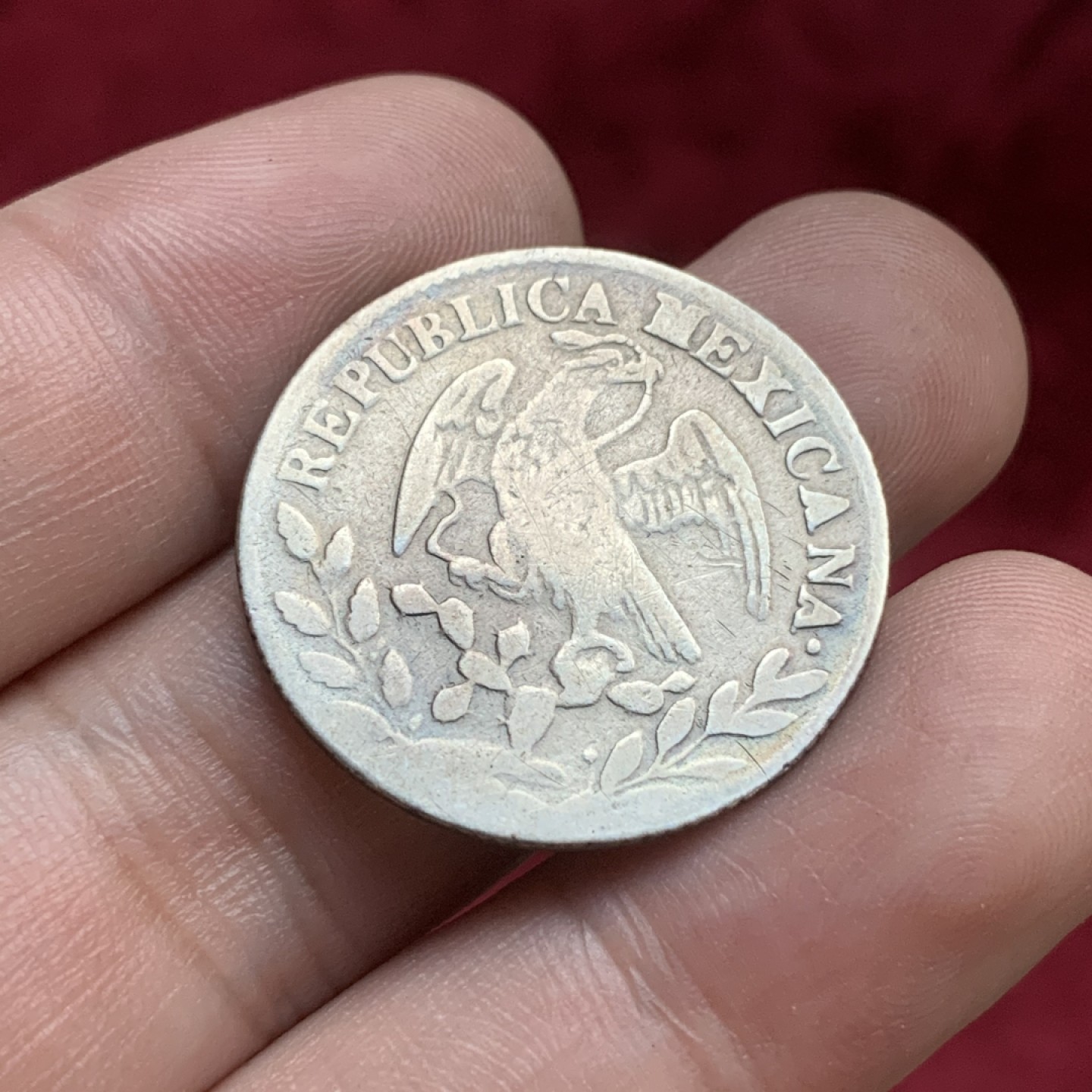 《竞宝斋》第77场-本周日，周一，周四3场拍卖（全场不限金额包邮） 墨西哥1848年Go厂 鹰洋小毫 2R银币 鹰洋的辅币都非常少见