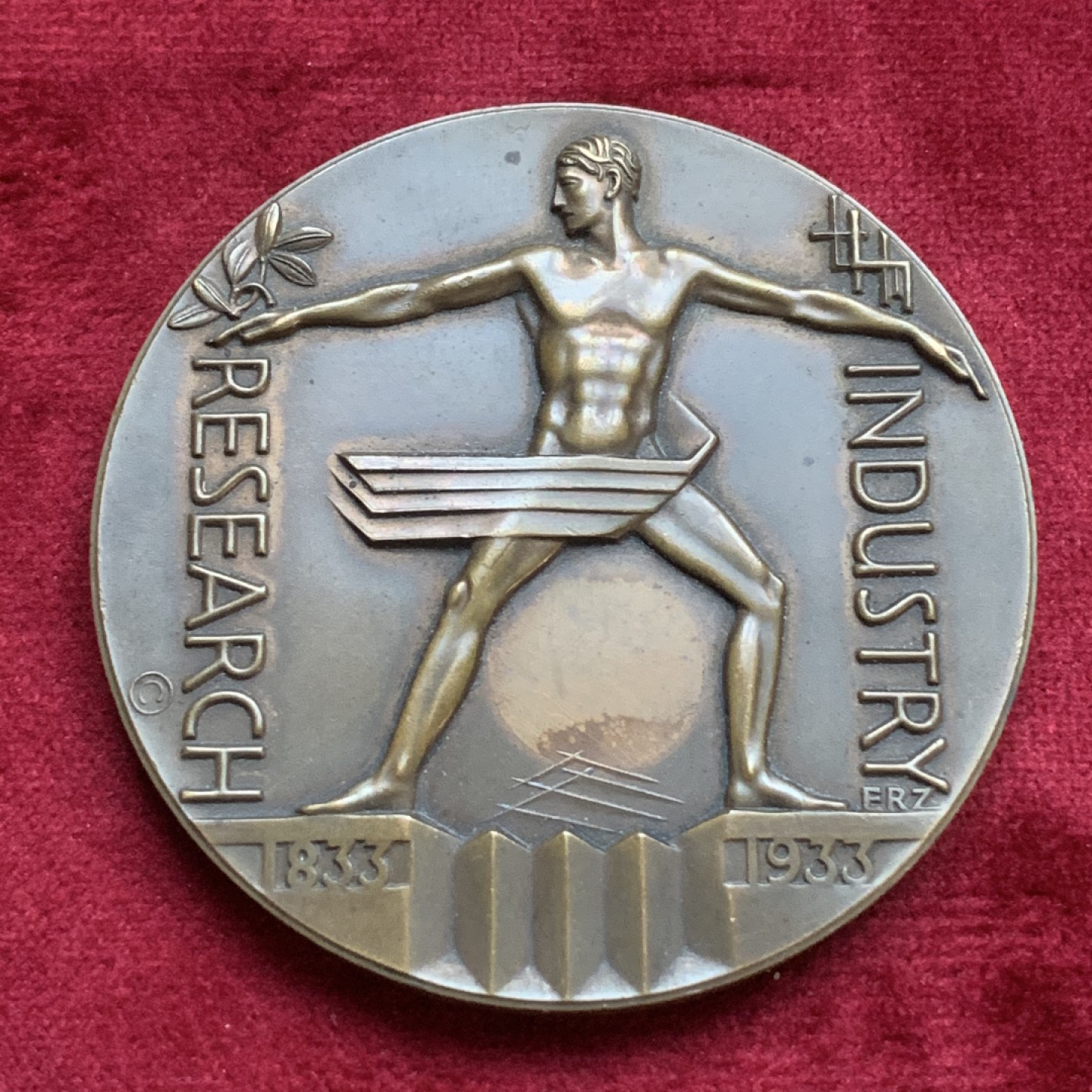 《竞宝斋》第77场-本周日，周一，周四3场拍卖（全场不限金额包邮） 1933年美国芝加哥世博会铜章，直径56mm，重量82g。