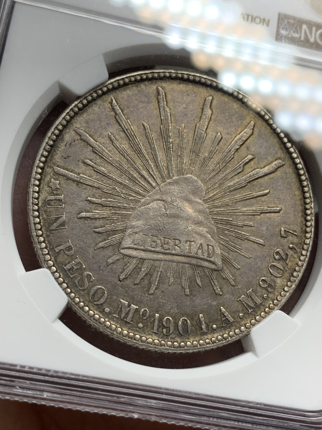 《竞宝斋》第77场-本周日，周一，周四3场拍卖（全场不限金额包邮） NGC MS-61 1901年墨西哥鹰洋 /深彩老包浆，底板和细节都非常好