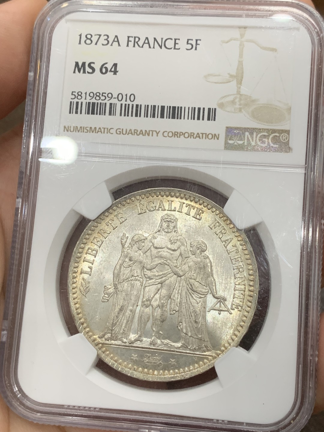 《竞宝斋》第77场-本周日，周一，周四3场拍卖（全场不限金额包邮） NGC-MS64 法国 1873年 大力神5法郎 银币 淡金色环彩 细节好 状态佳 