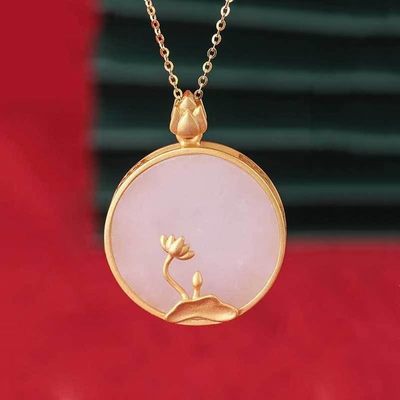 天然和田玉荷花无事牌吊坠锁骨链女S925纯银镀金白玉莲花吊坠镶嵌 - 天然和田玉荷花无事牌吊坠锁骨链女S925纯银镀金白玉莲花吊坠镶嵌