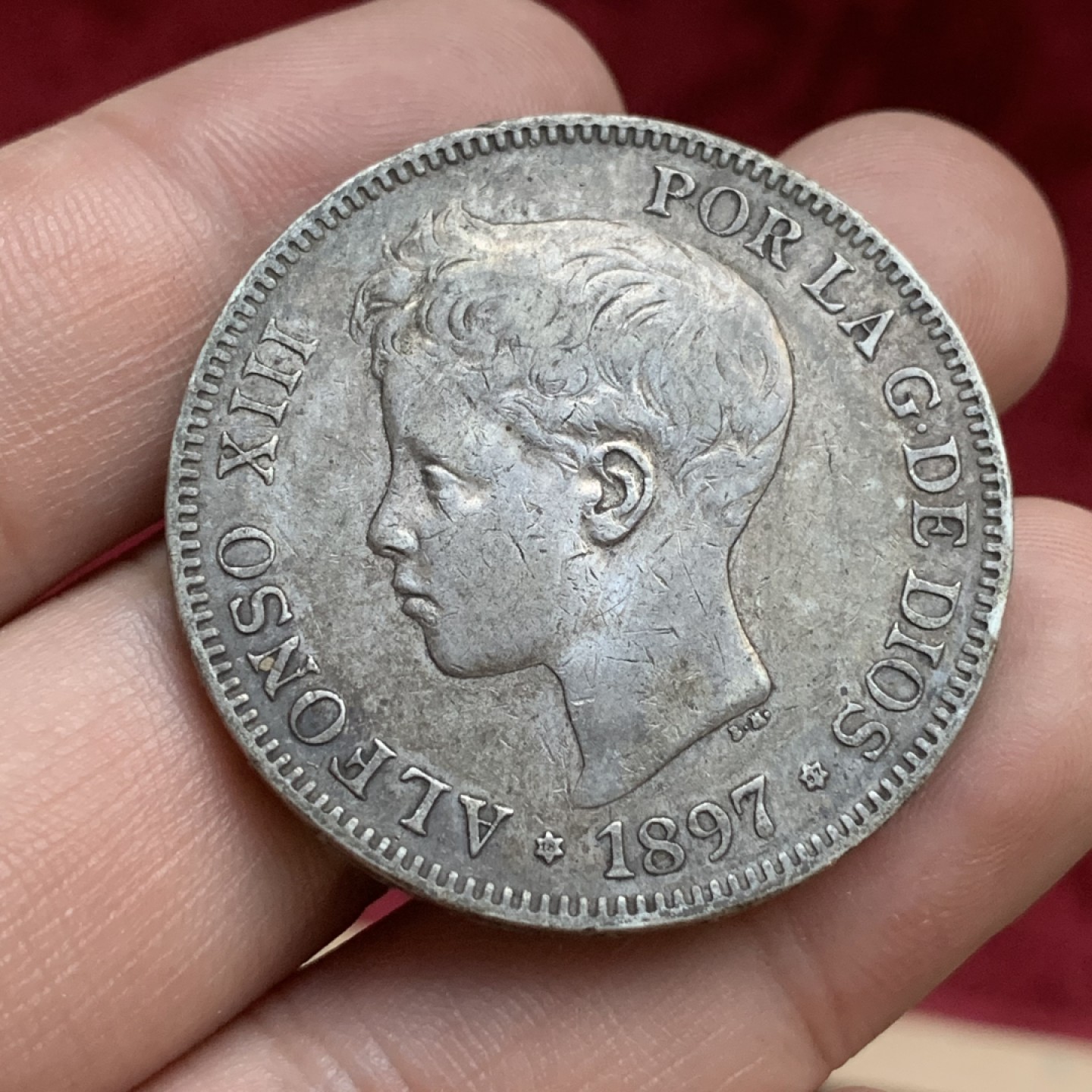 《竞宝斋》第77场-本周日，周一，周四3场拍卖（全场不限金额包邮） 西班牙阿方索十三世5比塞塔银币，黑彩，1897年。