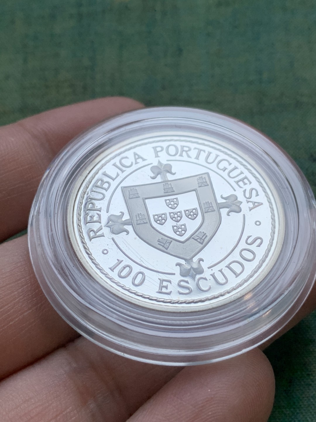 《竞宝斋》第77场-本周日，周一，周四3场拍卖（全场不限金额包邮） 原盒证书葡萄牙1988年帆船系列100埃斯库多 精制大银币 一流状态