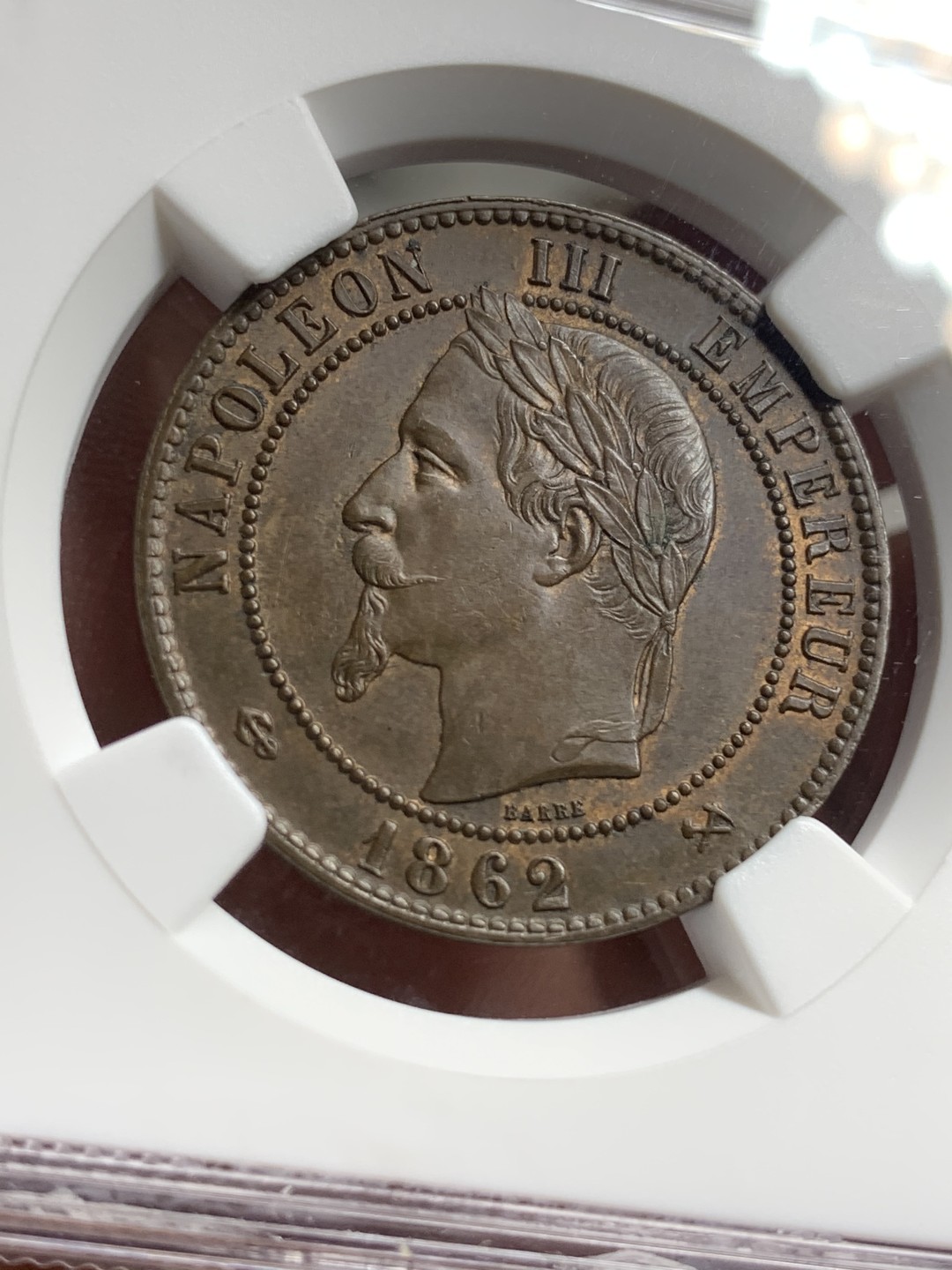 《竞宝斋》第77场-本周日，周一，周四3场拍卖（全场不限金额包邮） 第三名 NGC-MS63 法国1862-K年 拿三 波尔多厂造10分铜币 普通的都是巴黎厂造 此厂极其稀少