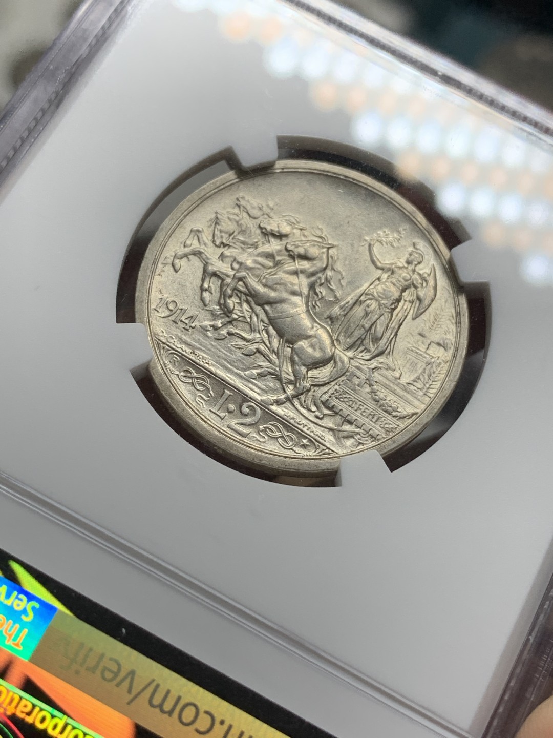 《竞宝斋》第77场-本周日，周一，周四3场拍卖（全场不限金额包邮） NGC MS61 意大利 1914年 马车 2里拉银币 马匹清晰无磨损 状态很不错