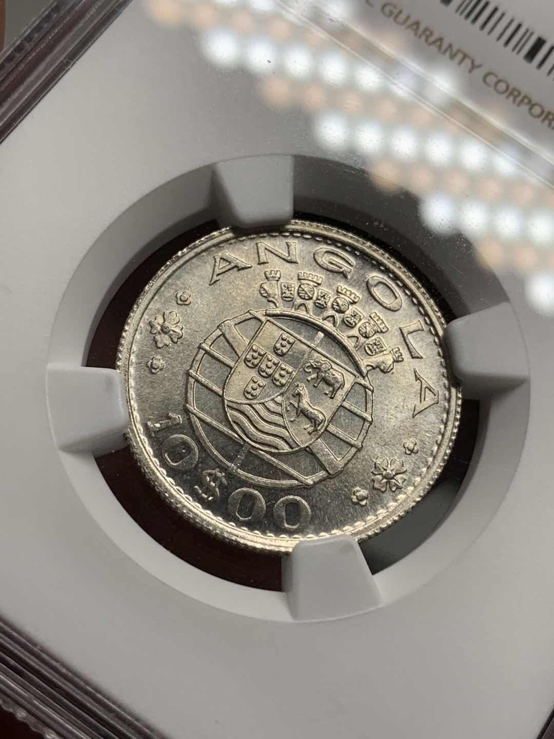 《竞宝斋》第77场-本周日，周一，周四3场拍卖（全场不限金额包邮） NGC MS64 葡属安哥拉1952年10埃斯库多银币