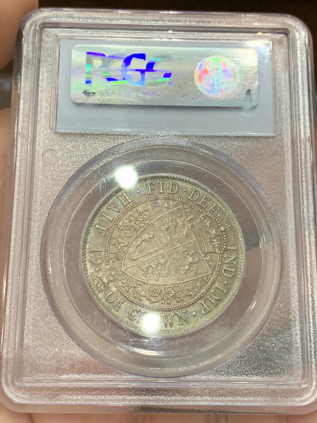 《竞宝斋》第77场-本周日，周一，周四3场拍卖（全场不限金额包邮） PCGS MS64 英国1901老维披纱半克朗银币 淡五彩，品相很好 英系热门品种