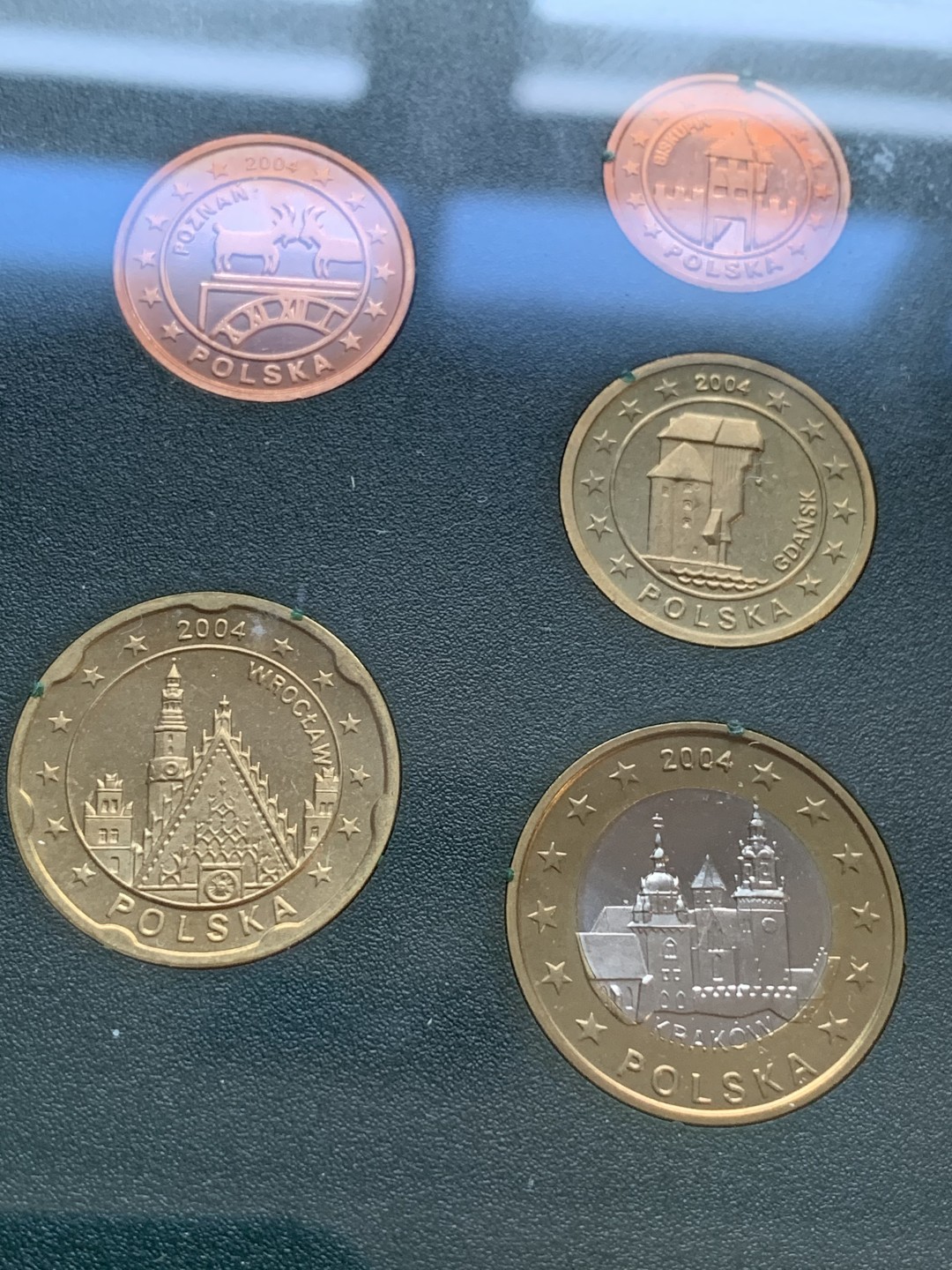 《竞宝斋》第77场-本周日，周一，周四3场拍卖（全场不限金额包邮） 卡装 波兰2004年 九枚套1分到5欧元 ESSAI厂试铸欧元套币