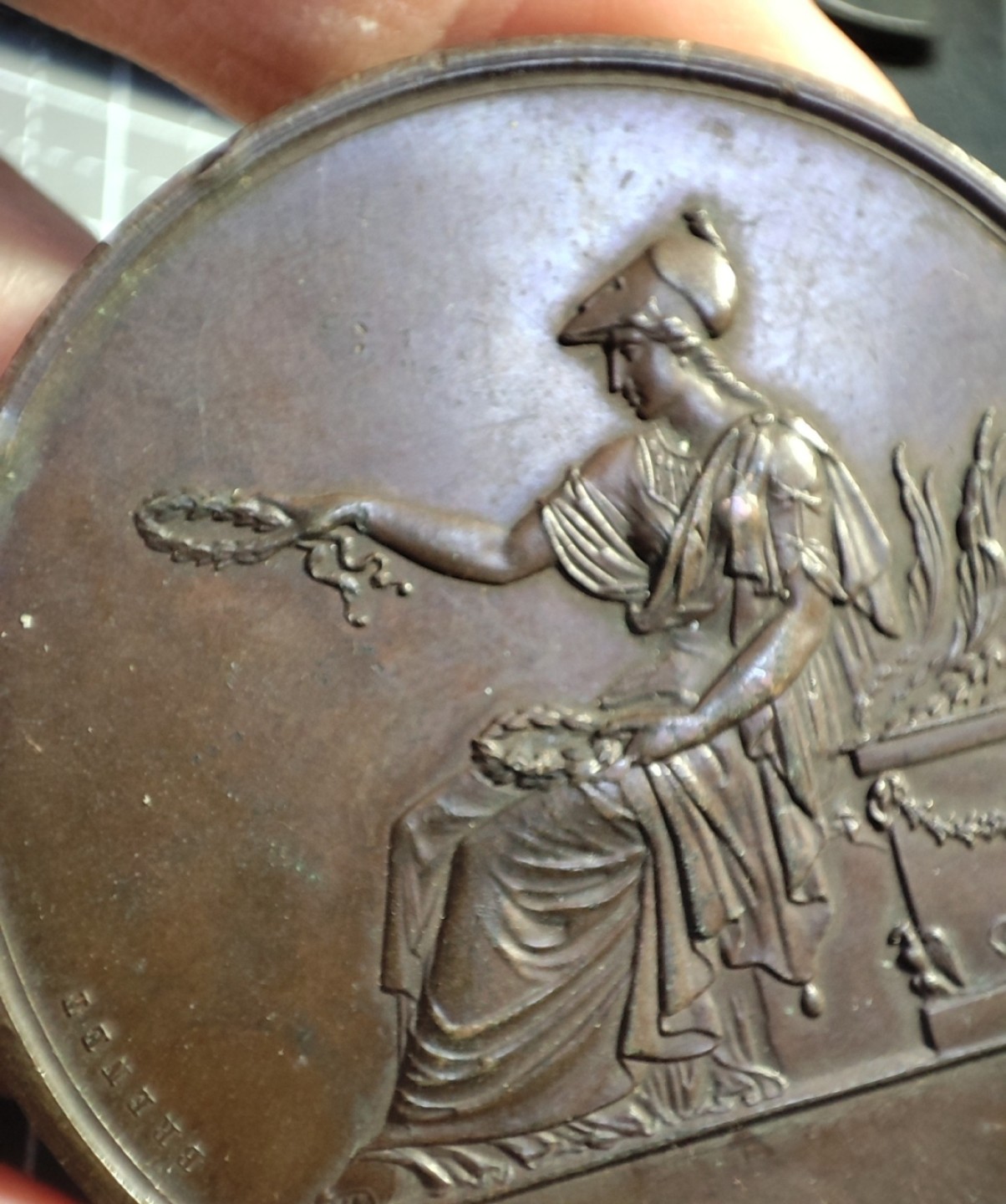 gush小明220727 1878法国塞纳河畔纽伊市技术协会铜章 品相如图，边缘一些磕碰