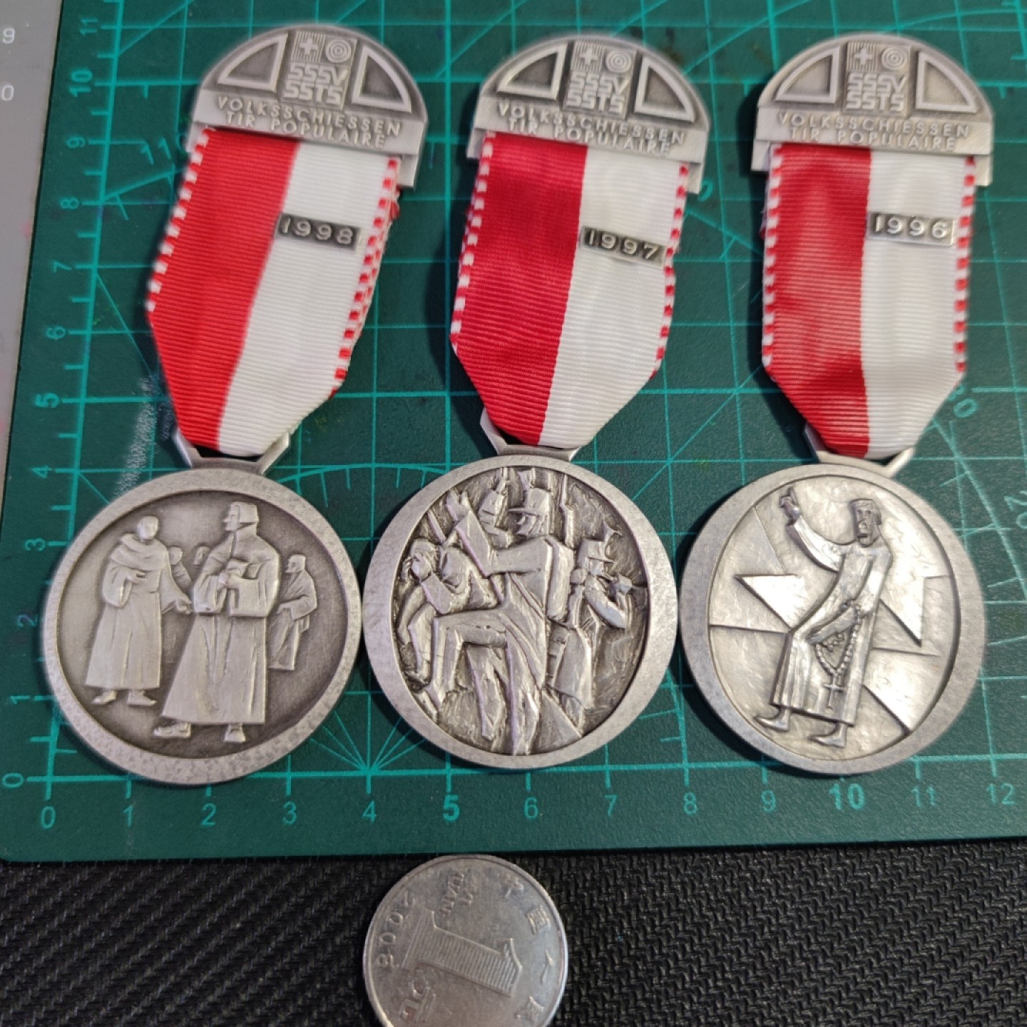 gush小明220727 瑞士射击节奖章三枚一起