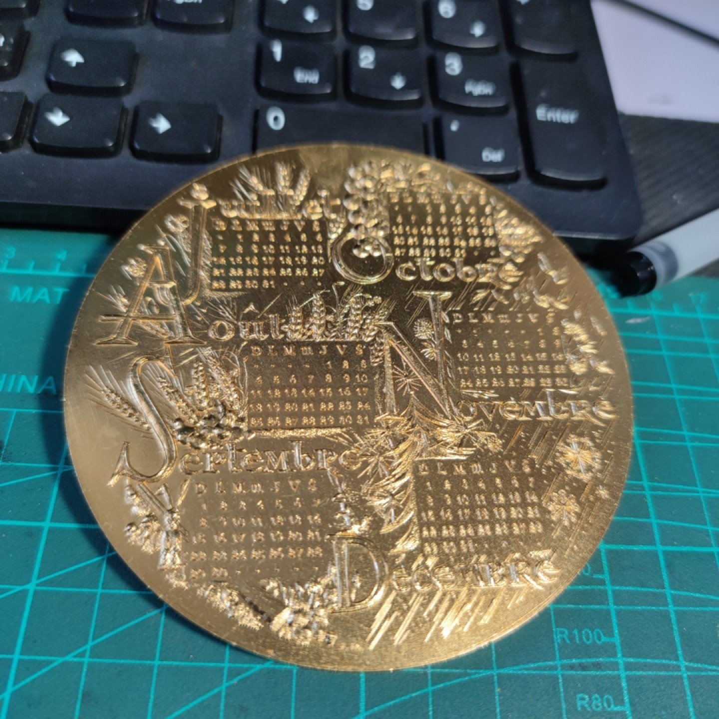 gush小明220727 法国1974日历镀金大铜章 品相不错边缘无磕碰