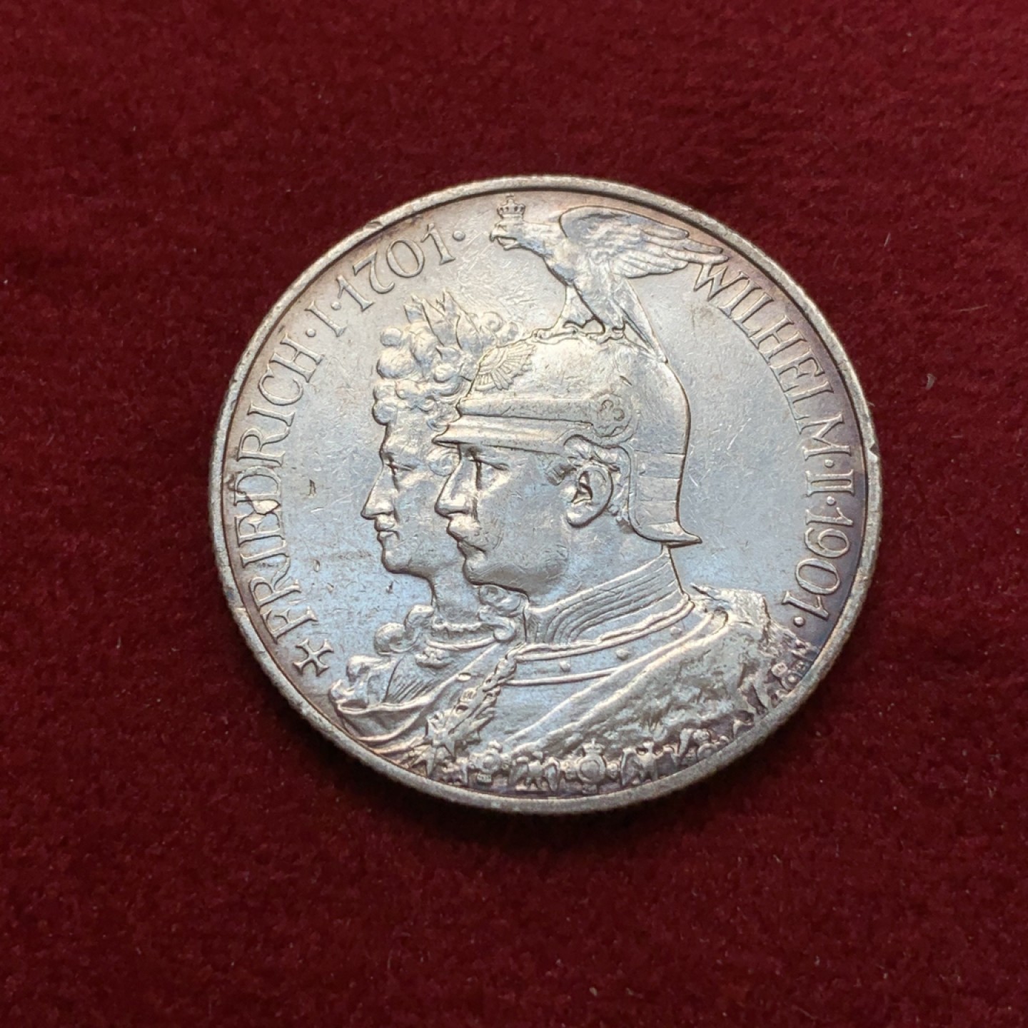 《竞宝斋》第79场-本周日，周一，周四3场拍卖（全场不限金额包邮） 德国普鲁士 1901年 200周年纪念2马克 银币 带点环彩