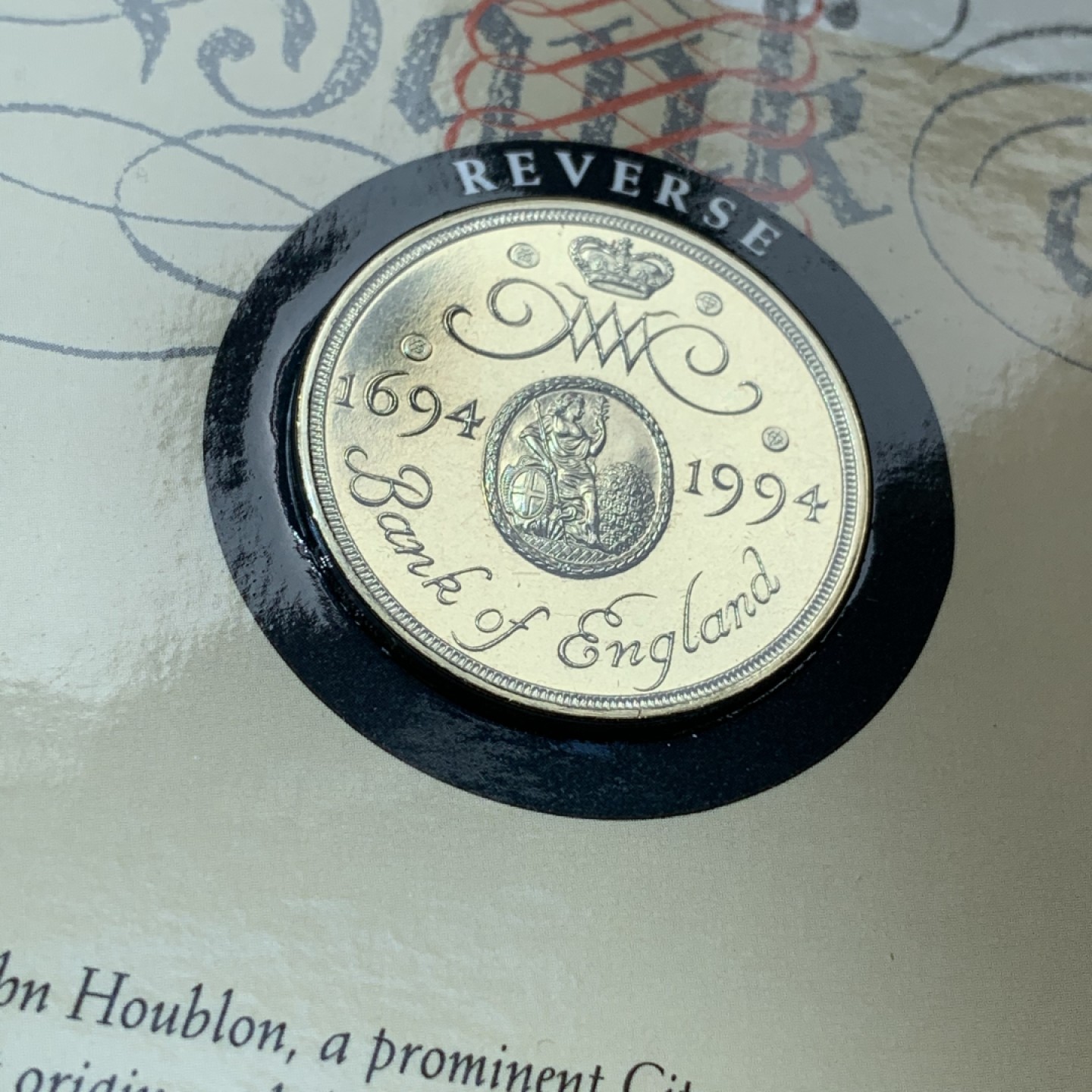 《竞宝斋》第79场-本周日，周一，周四3场拍卖（全场不限金额包邮） 英国1994年英格兰银行300周年2英镑币封，稀少的币封册