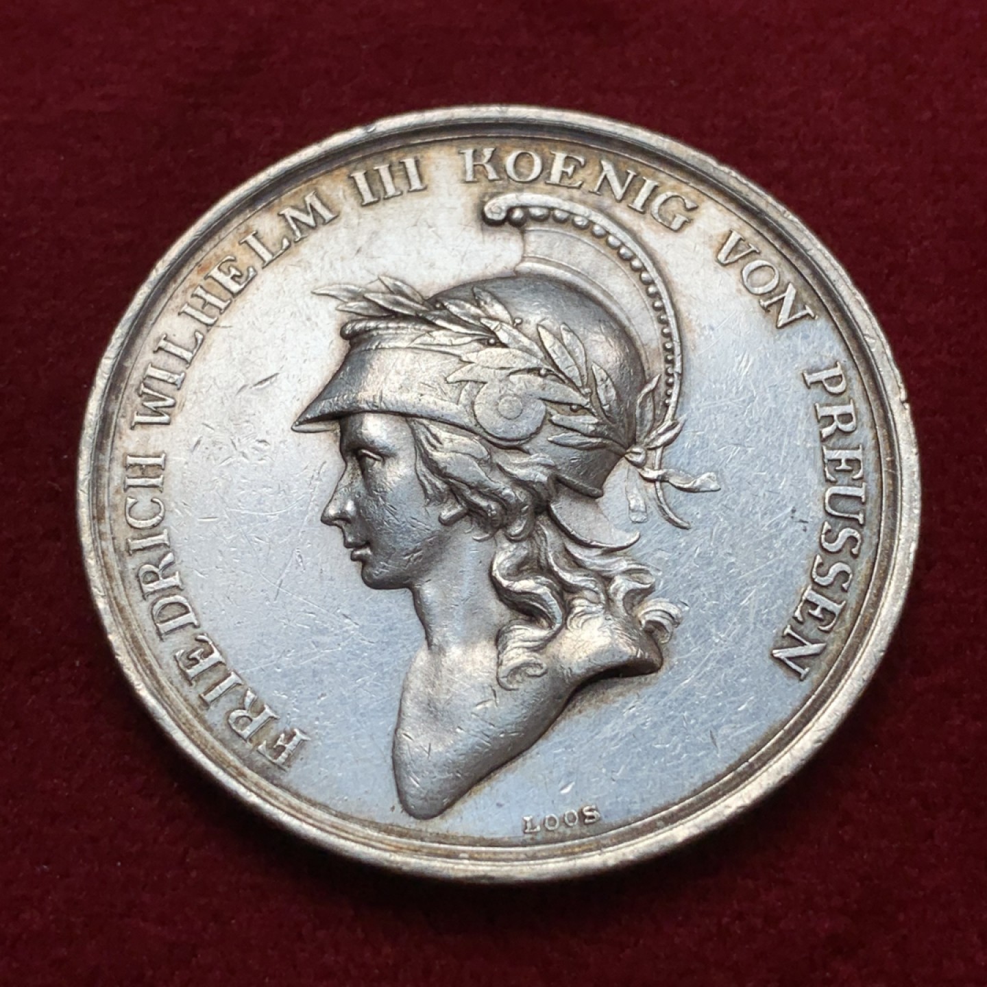 《竞宝斋》第79场-本周日，周一，周四3场拍卖（全场不限金额包邮） 德国 1797年 腓特烈三世战役纪念 银章 loos作品 罕见  41mm直径 28.3克