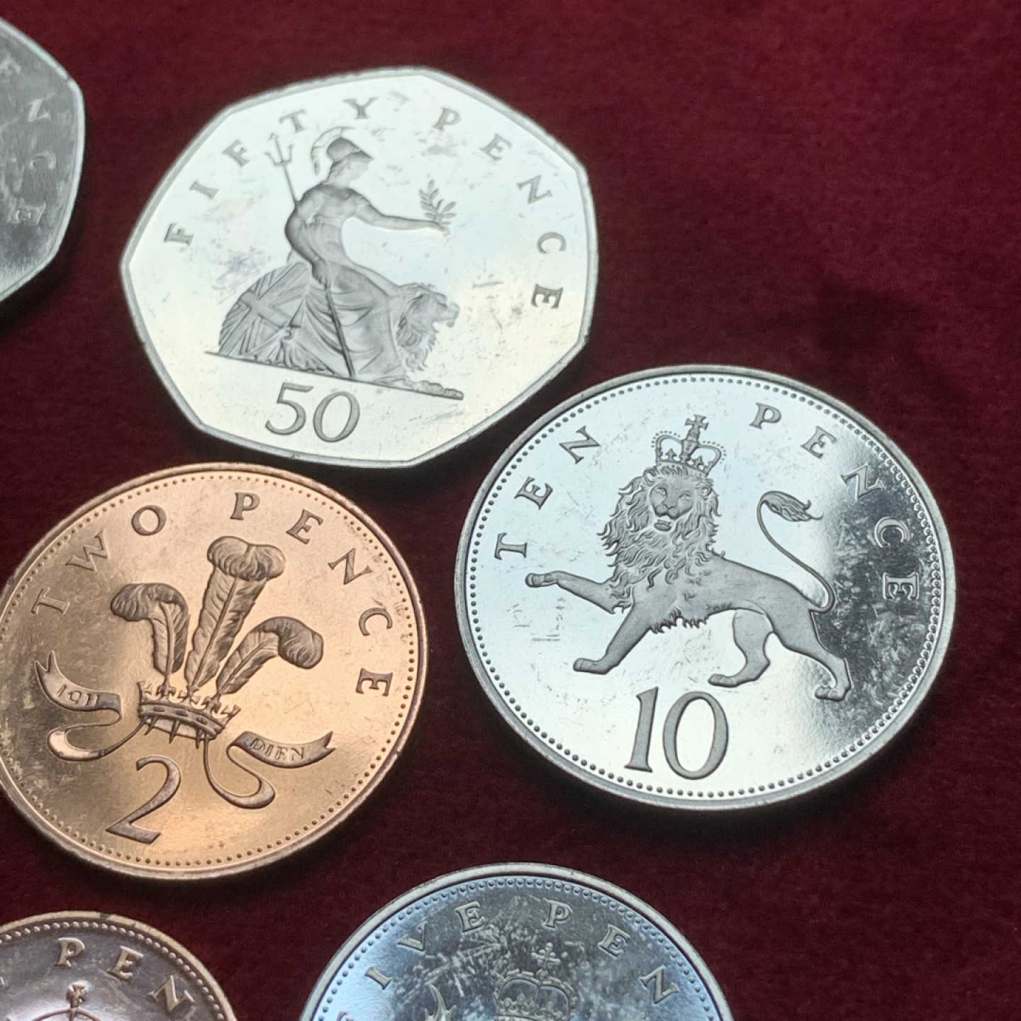 《竞宝斋》第79场-本周日，周一，周四3场拍卖（全场不限金额包邮） 2组一起 英国 1985年 精制币 6枚一组  2组