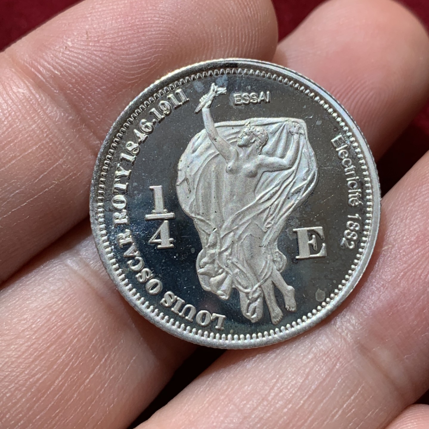 《竞宝斋》第79场-本周日，周一，周四3场拍卖（全场不限金额包邮） 法国 2004年纪念罗蒂 1/4欧元 臆造币，出现在珍惜币目录 7.8克 999银