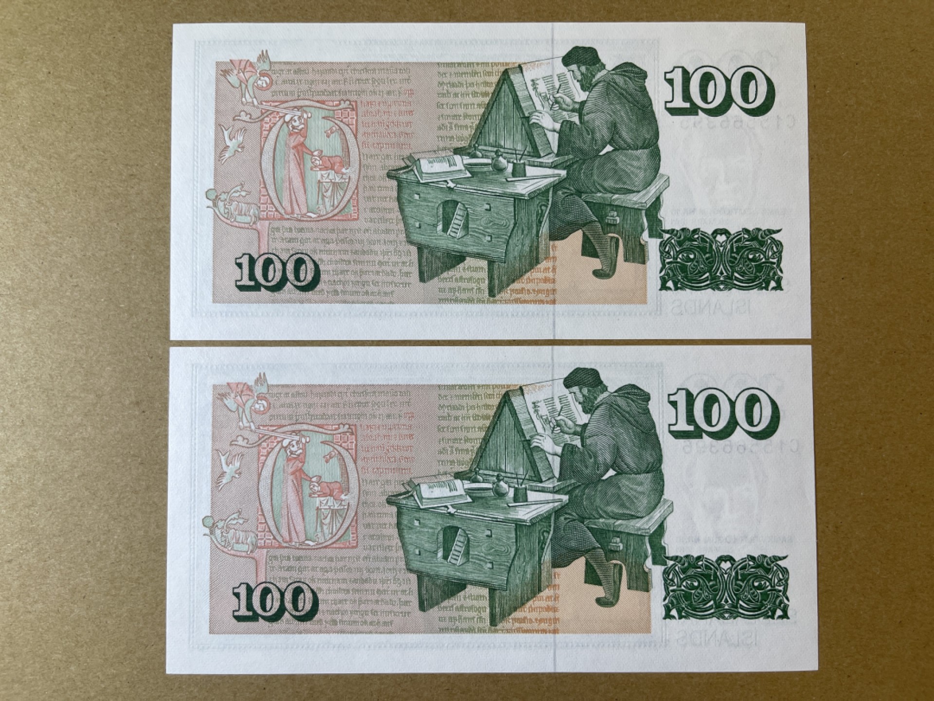 《张总收藏》66期——初版首发 冰岛100克朗连号2张 UNC 1981年版